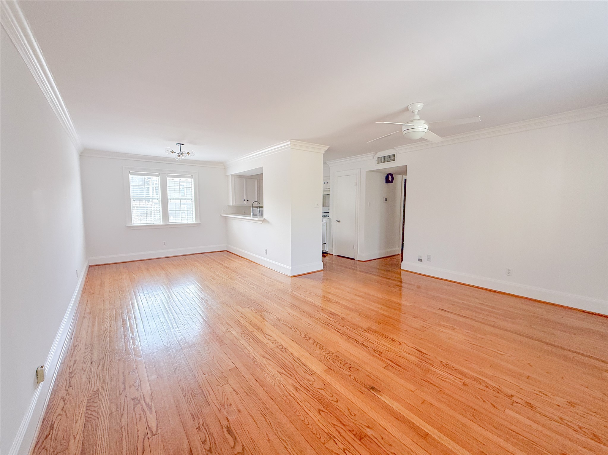1603 Heights Boulevard 14
