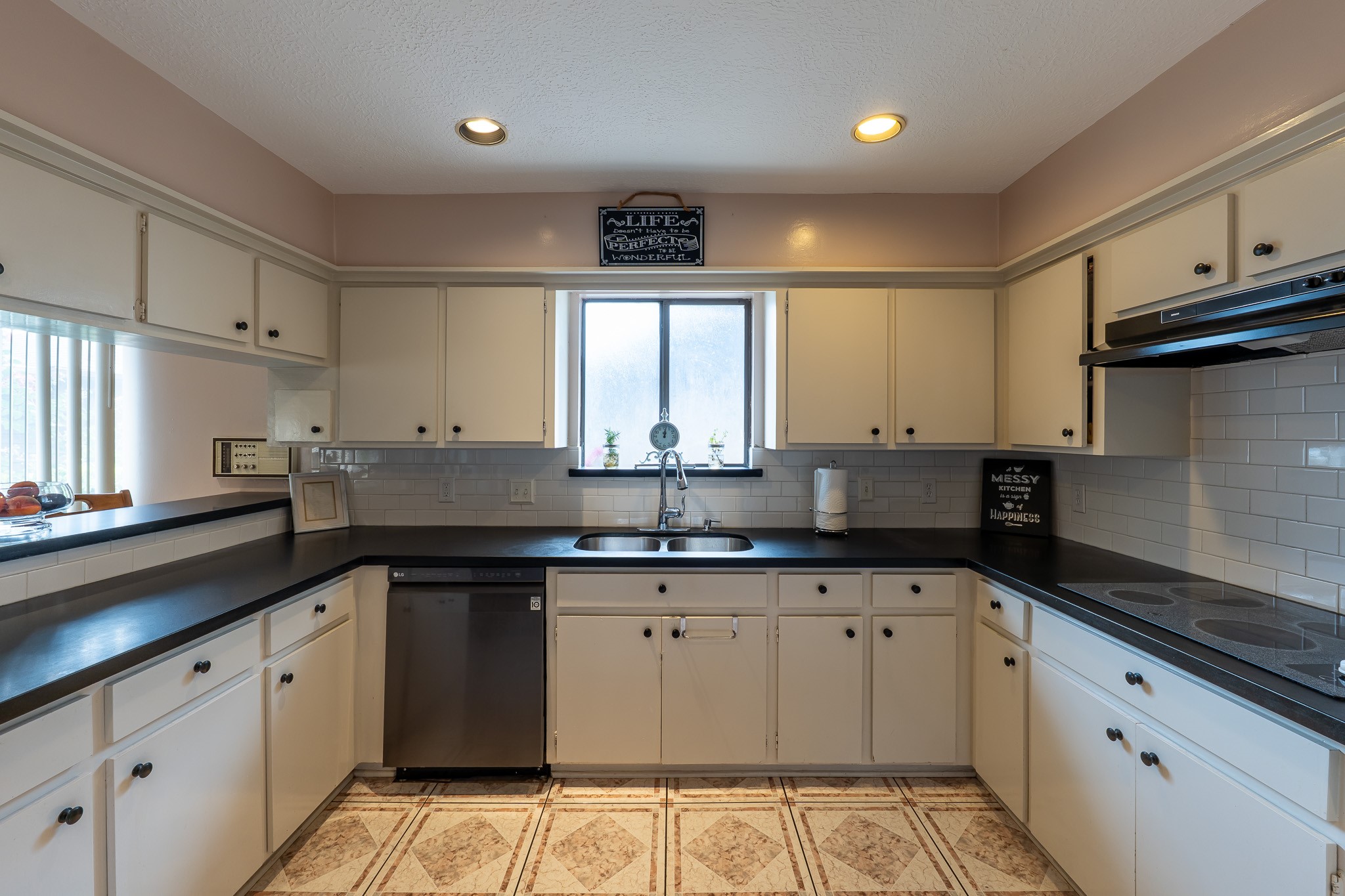 7926 Quail Meadow Drive Property Photo 16