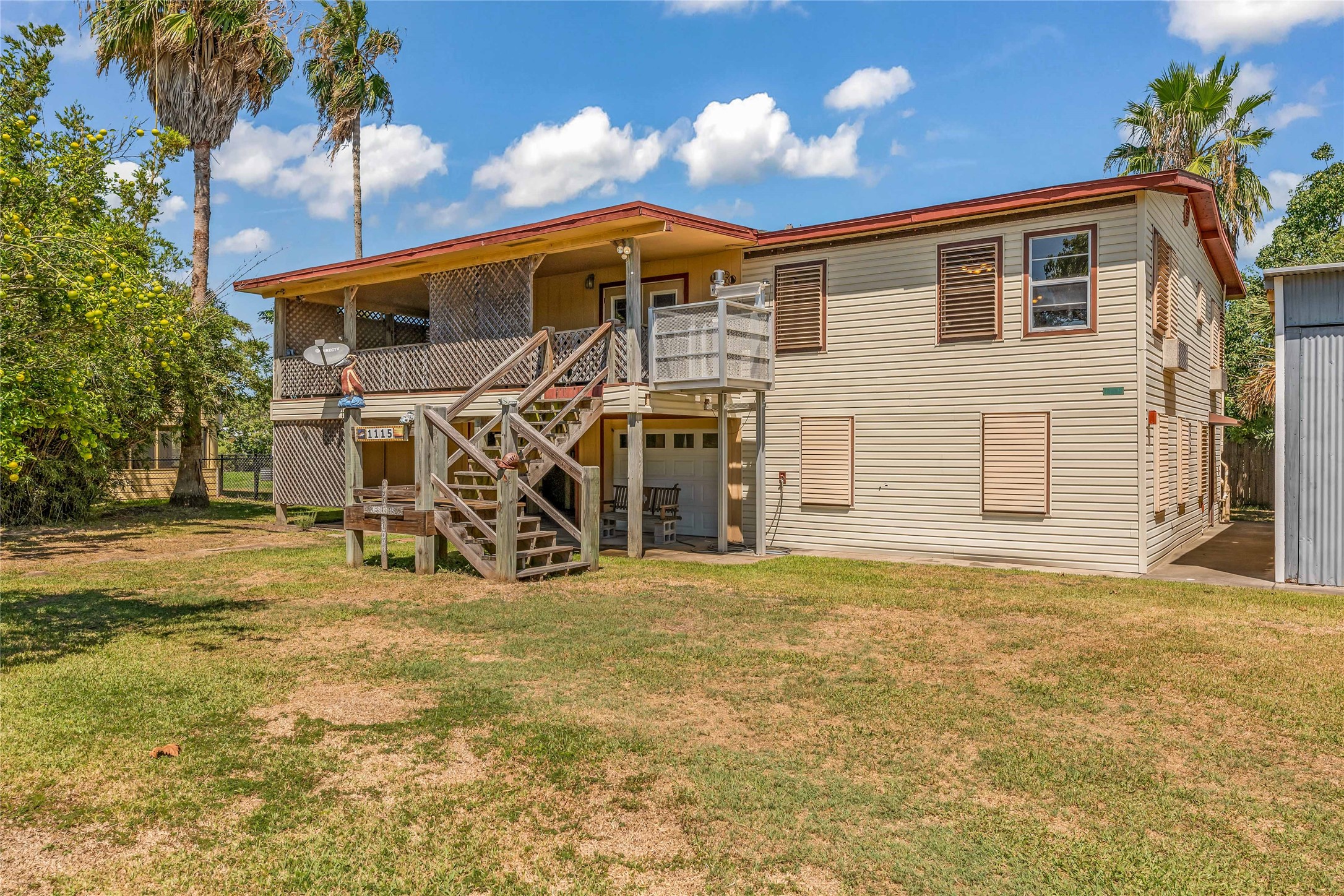 1115 W Canal Drive Property Photo 1