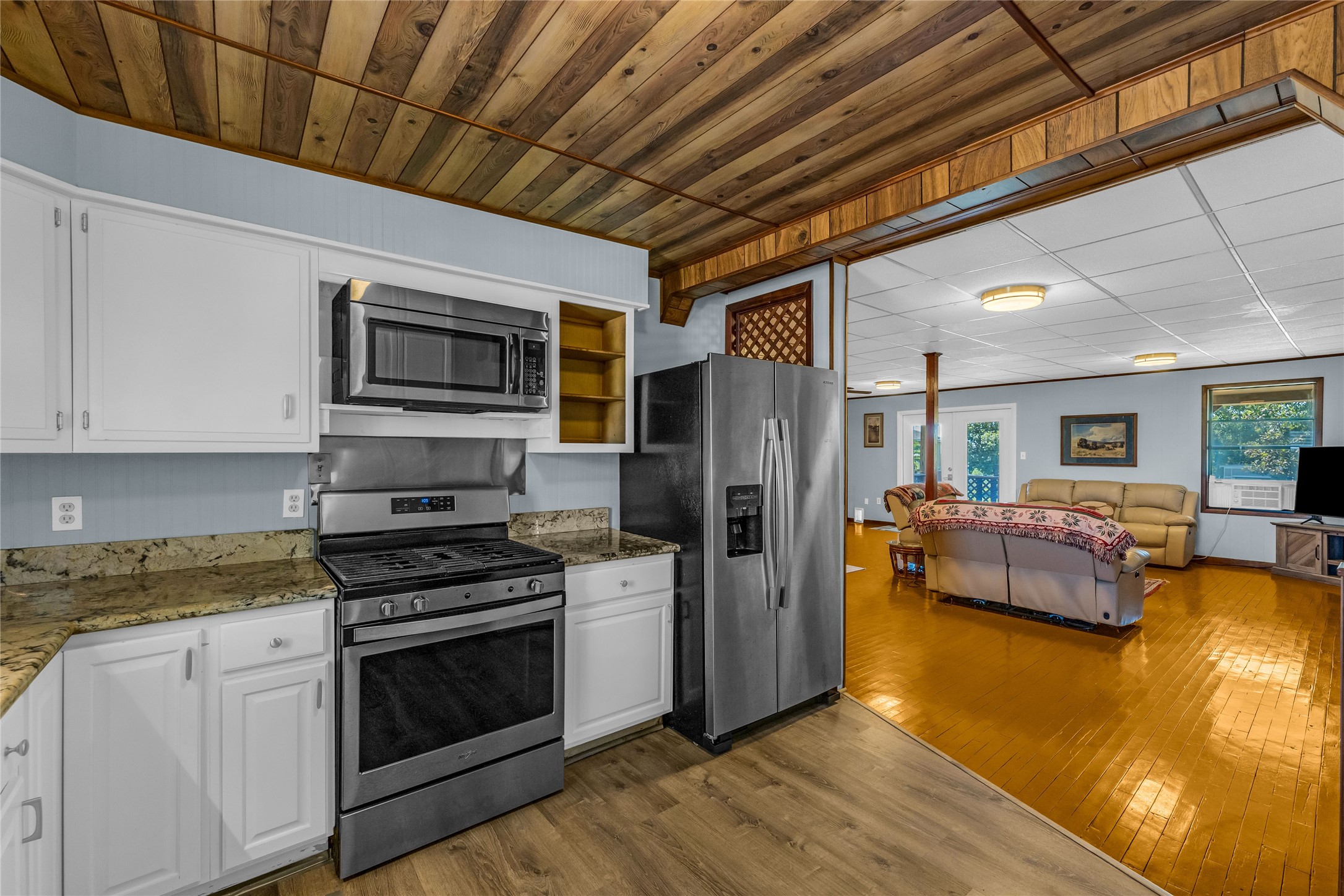 1115 W Canal Drive Property Photo 5