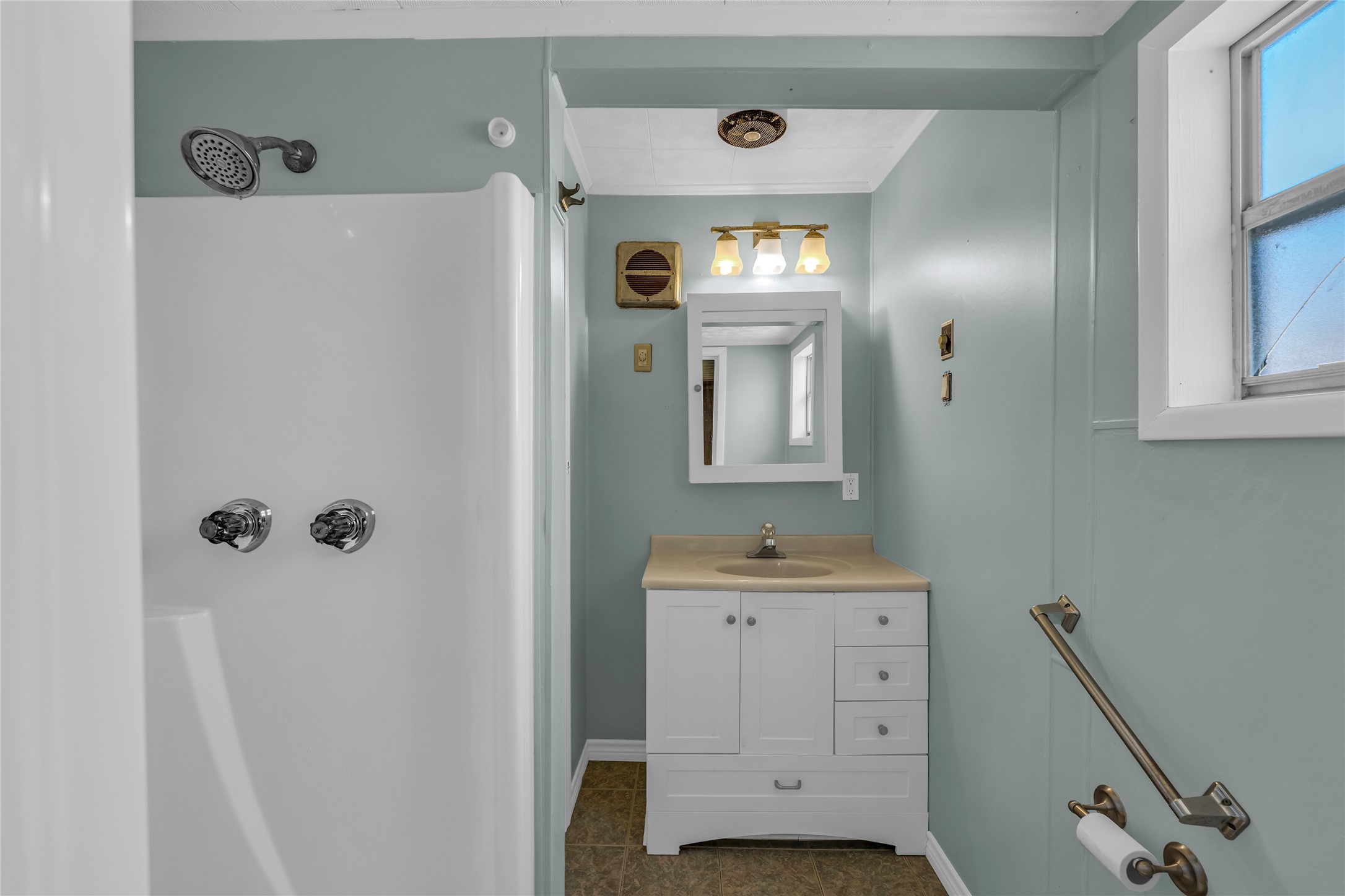 1115 W Canal Drive Property Photo 17