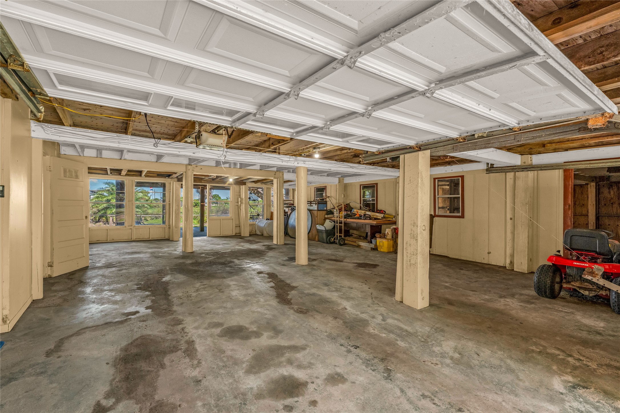 1115 W Canal Drive Property Photo 21