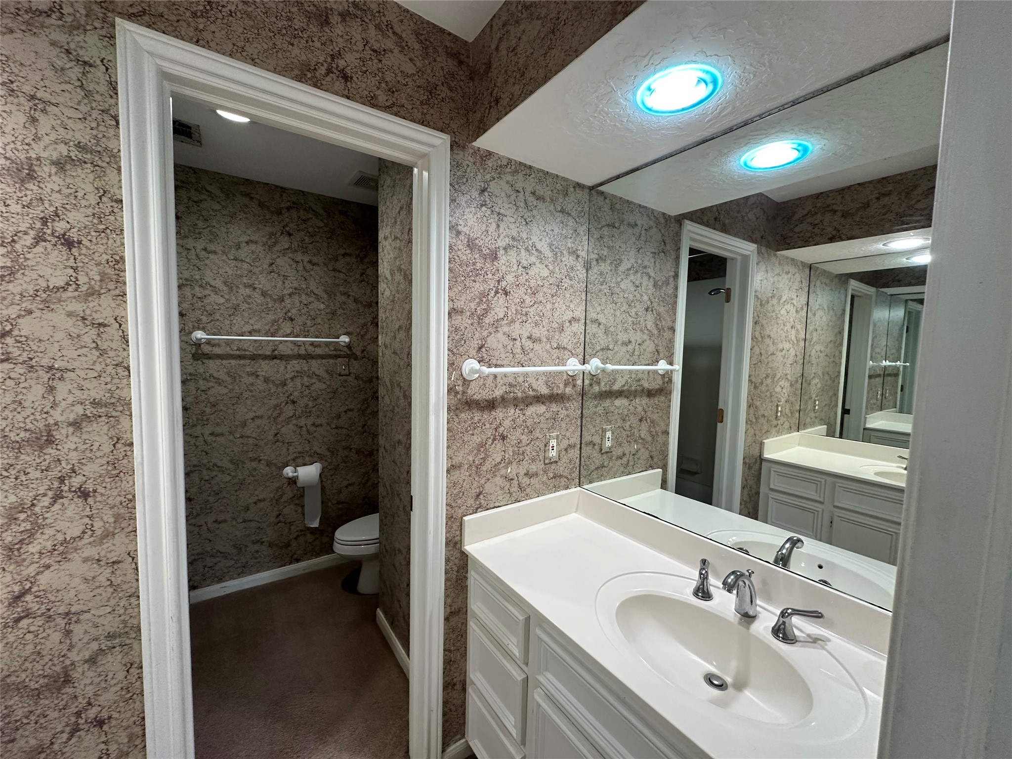 443 N Rivershire Drive Property Photo 12