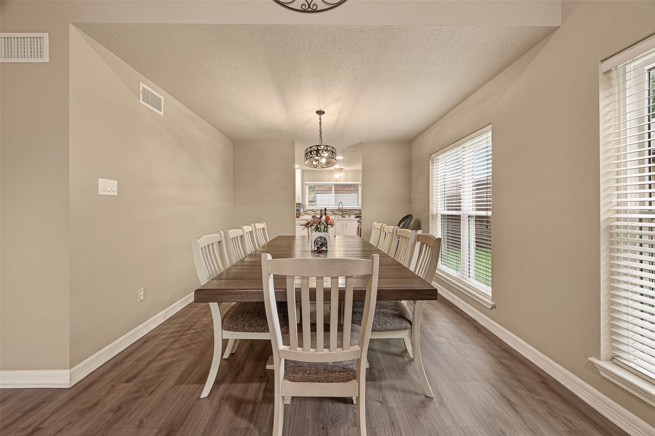 12110 Essenbruk Drive Property Photo 7