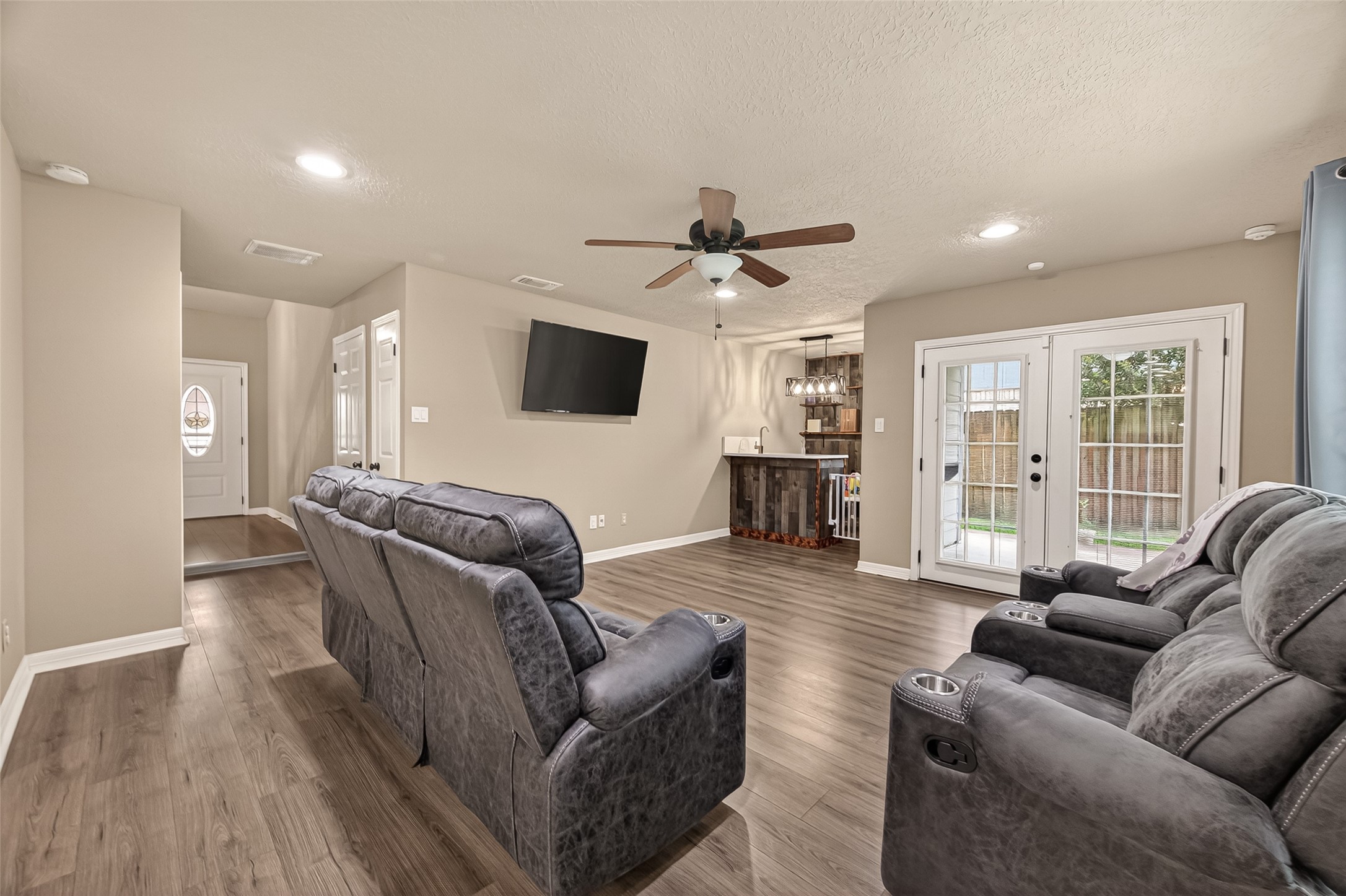 12110 Essenbruk Drive Property Photo 11