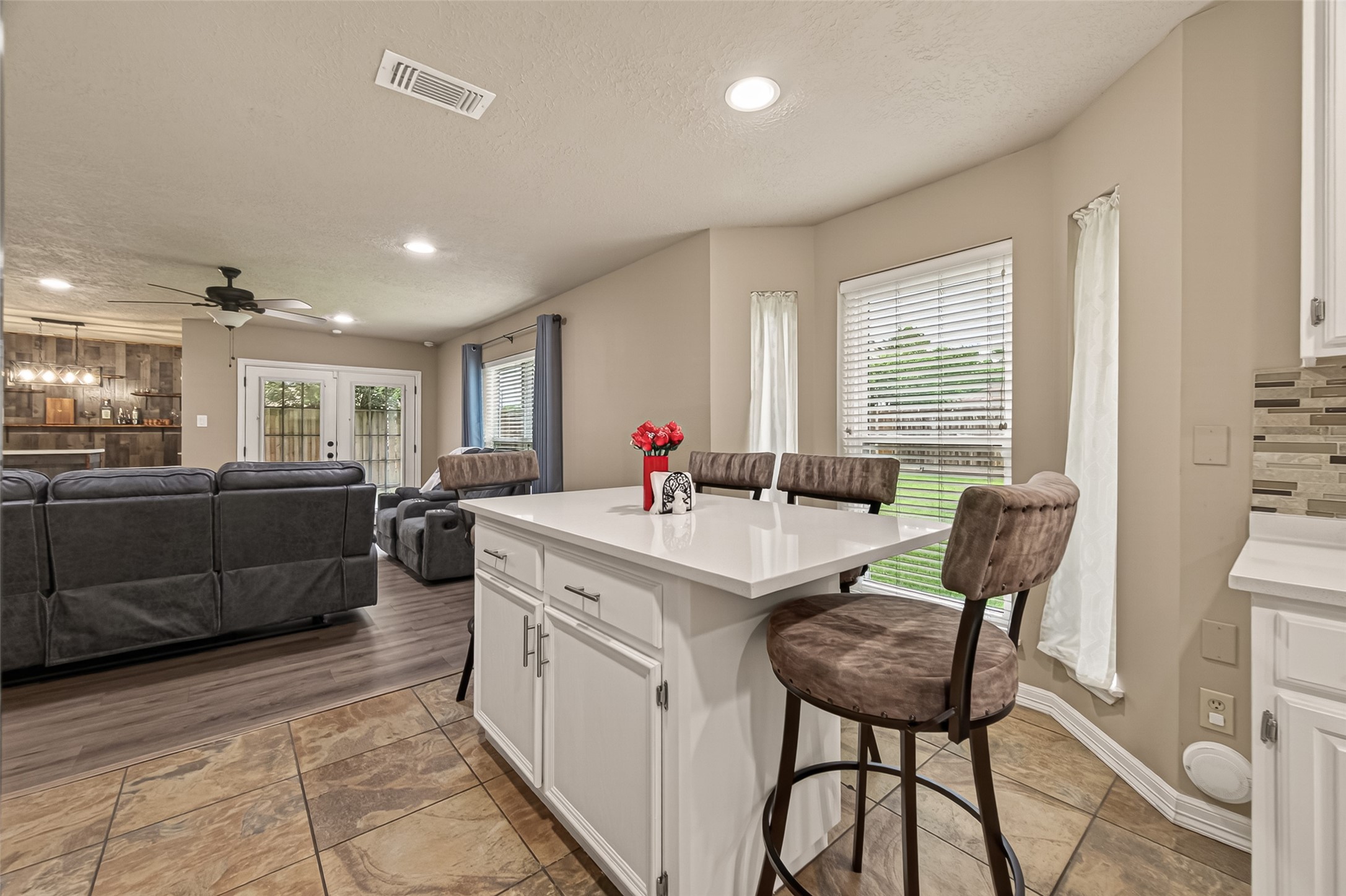12110 Essenbruk Drive Property Photo 18
