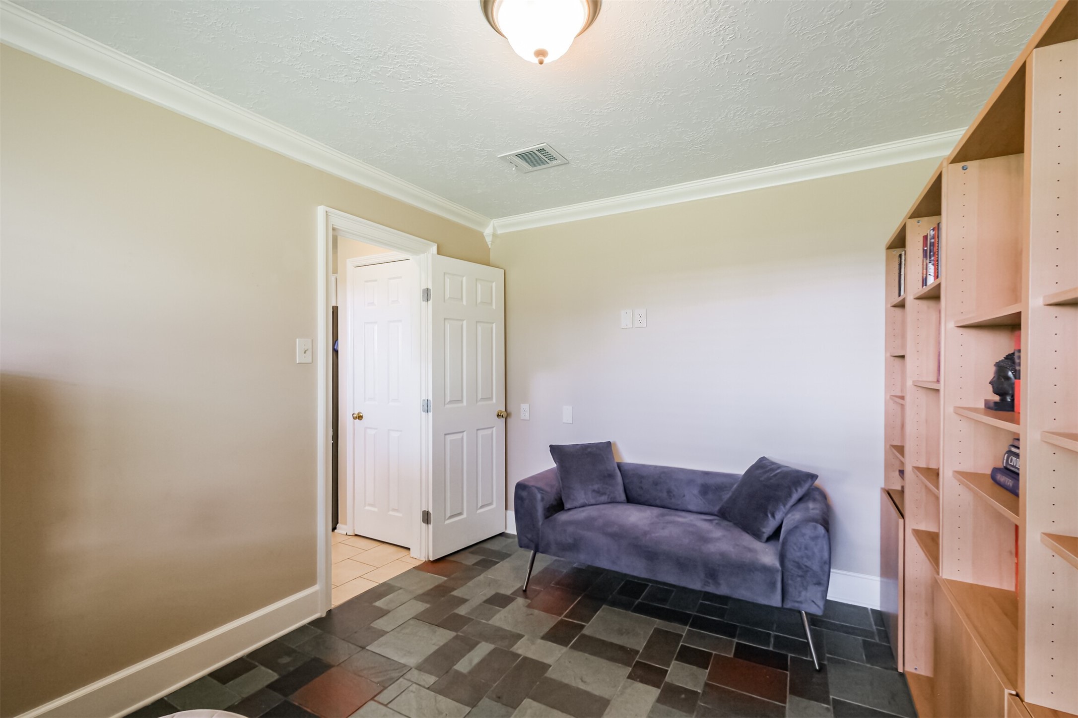 6511 Planetree Court Property Photo 9