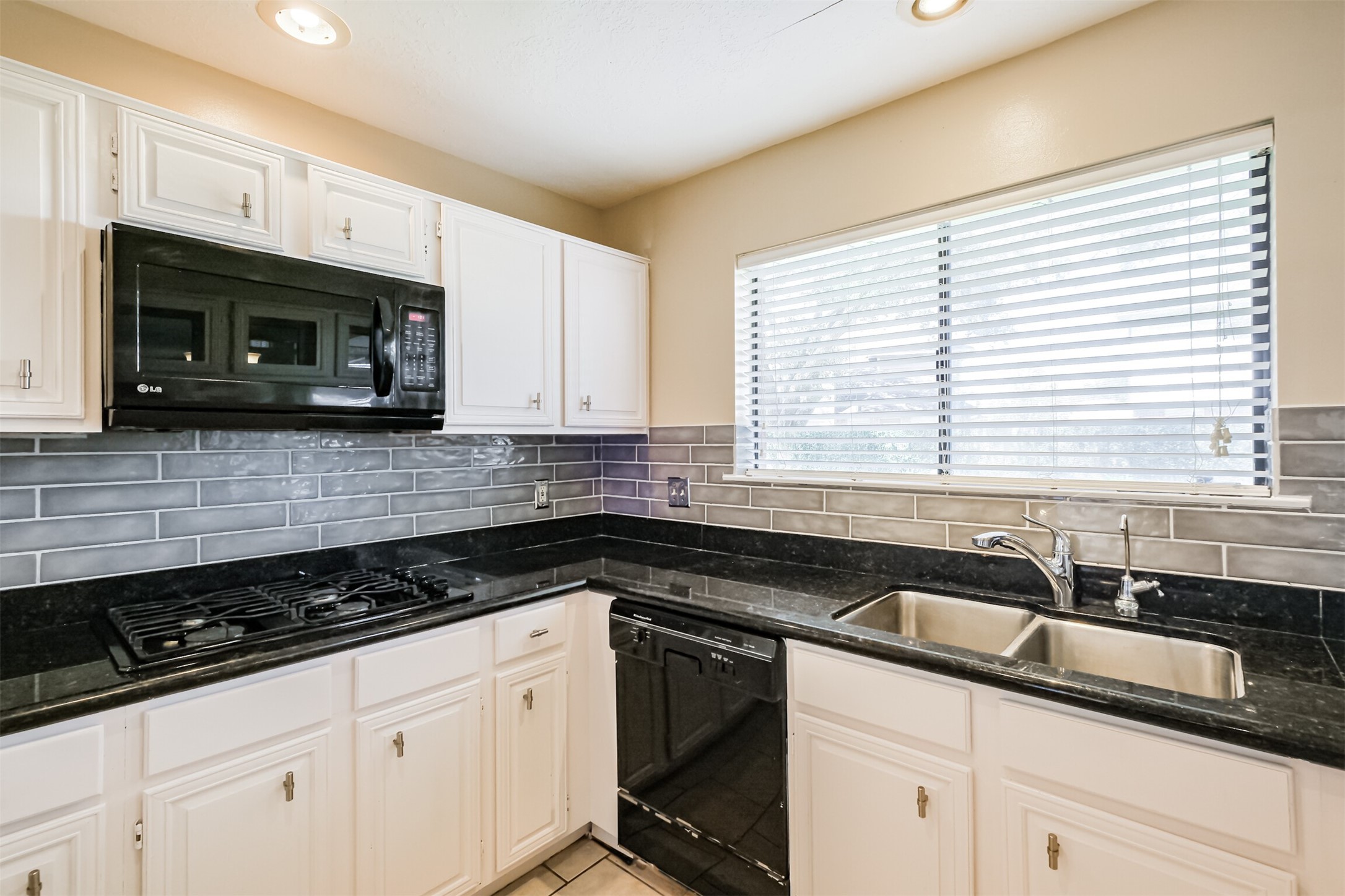 6511 Planetree Court Property Photo 12