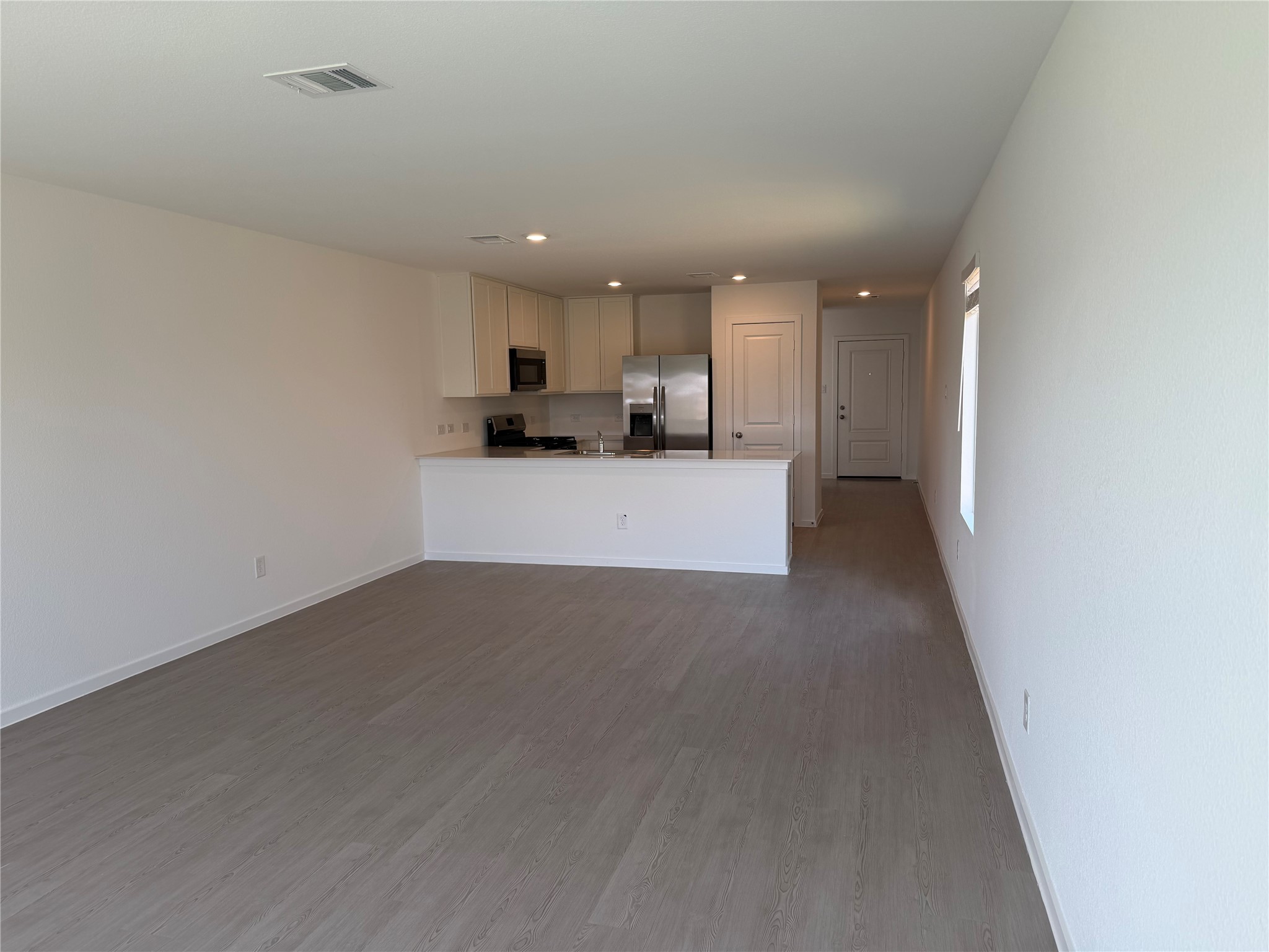 1320 Charlotte Way Property Photo 5