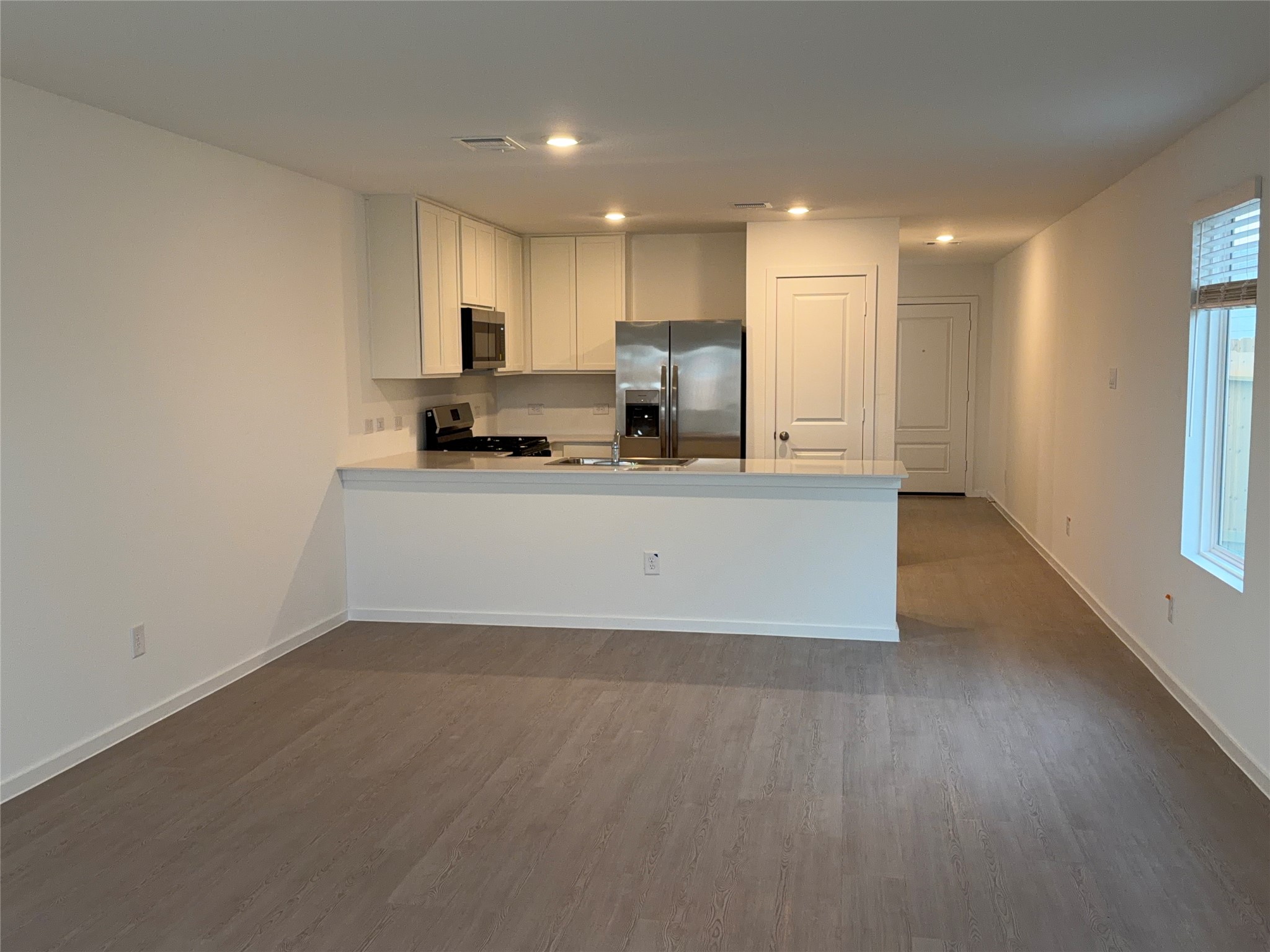 1320 Charlotte Way Property Photo 11