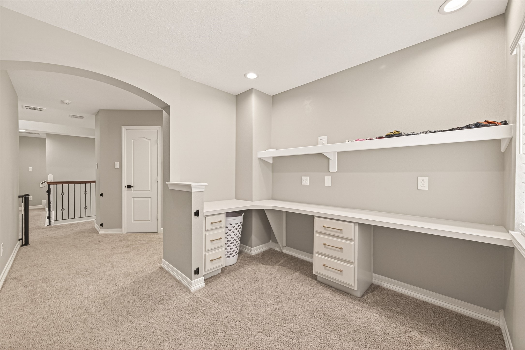 9619 Silver Birch Court Property Photo 27