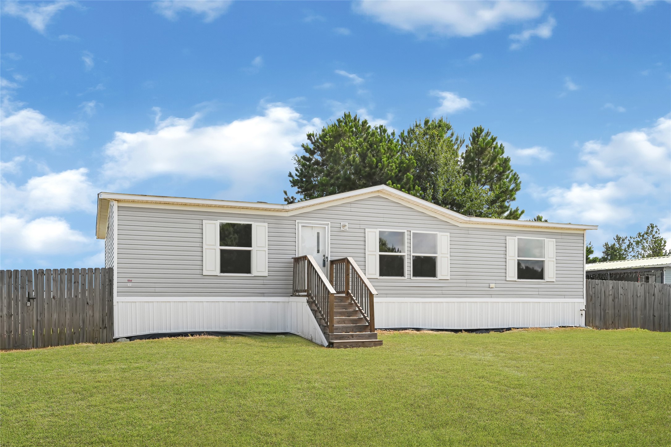 5055 Road 3540 Property Photo 2