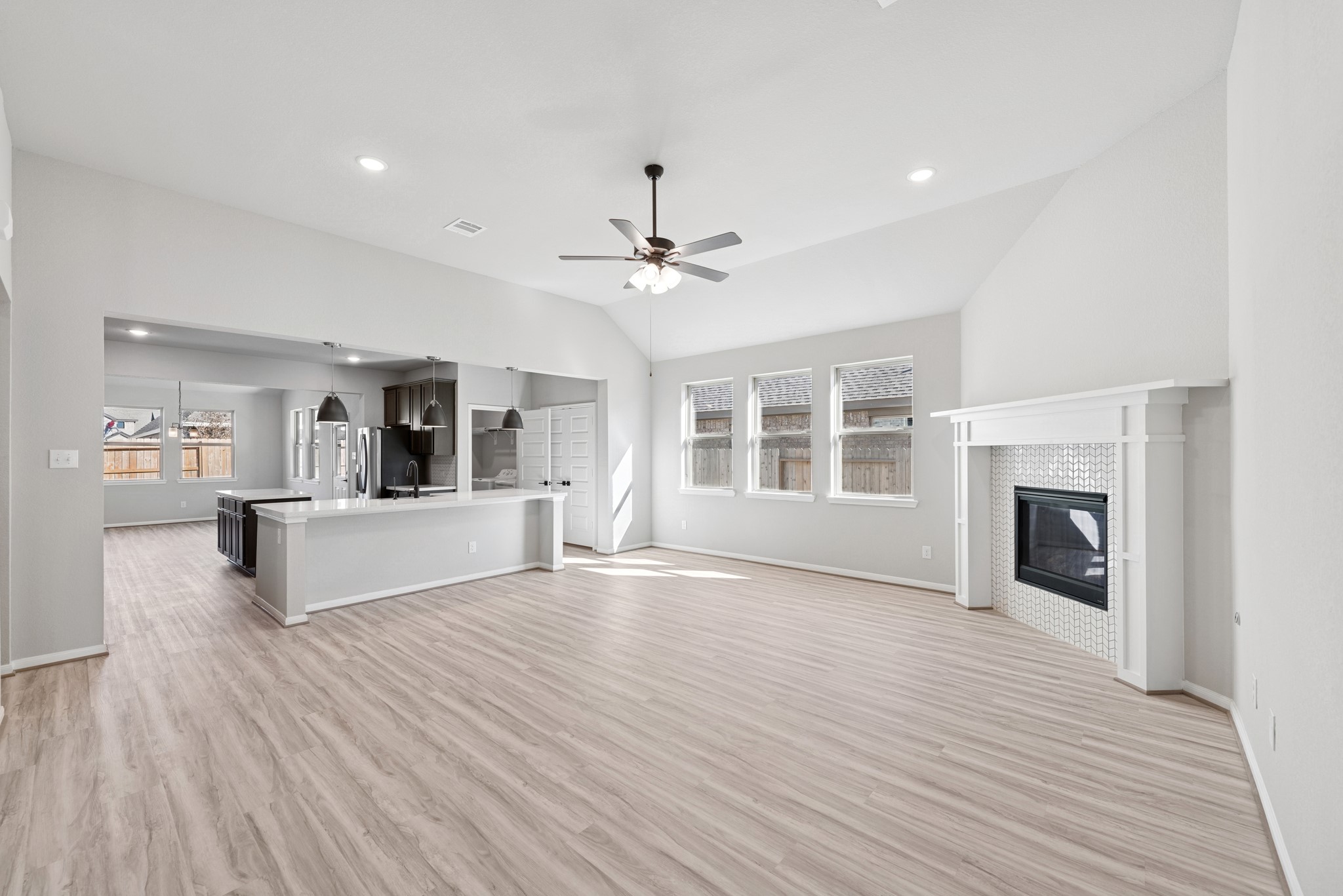 32402 Magnolia Glen Lane Property Photo 3