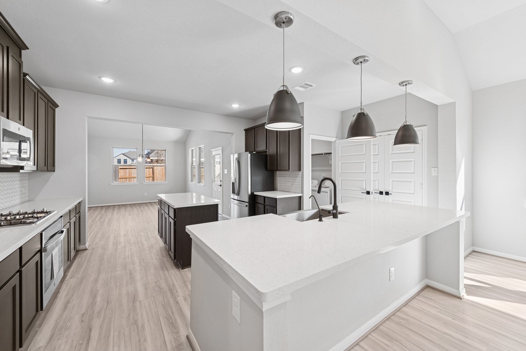 32402 Magnolia Glen Lane Property Photo 5