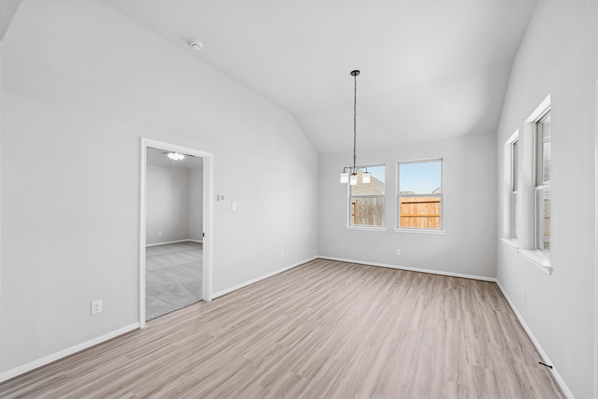 32402 Magnolia Glen Lane Property Photo 7