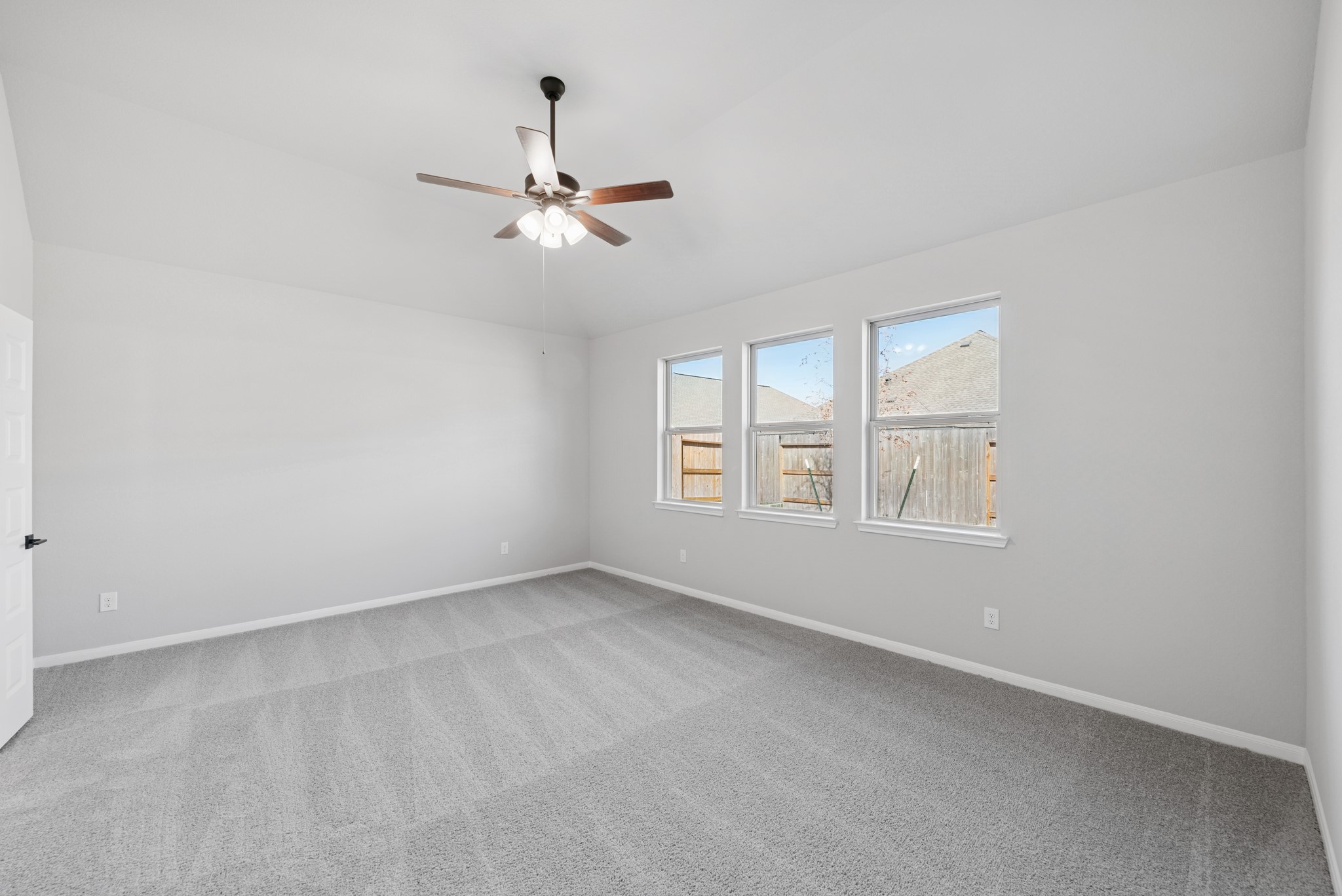 32402 Magnolia Glen Lane Property Photo 8