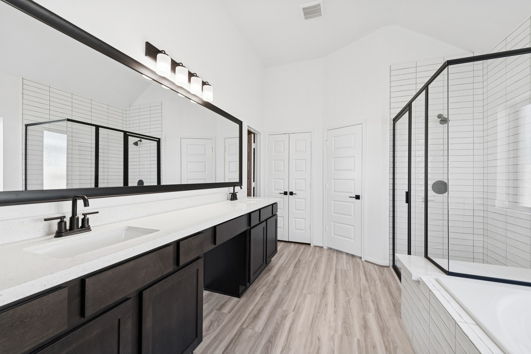 32402 Magnolia Glen Lane Property Photo 10