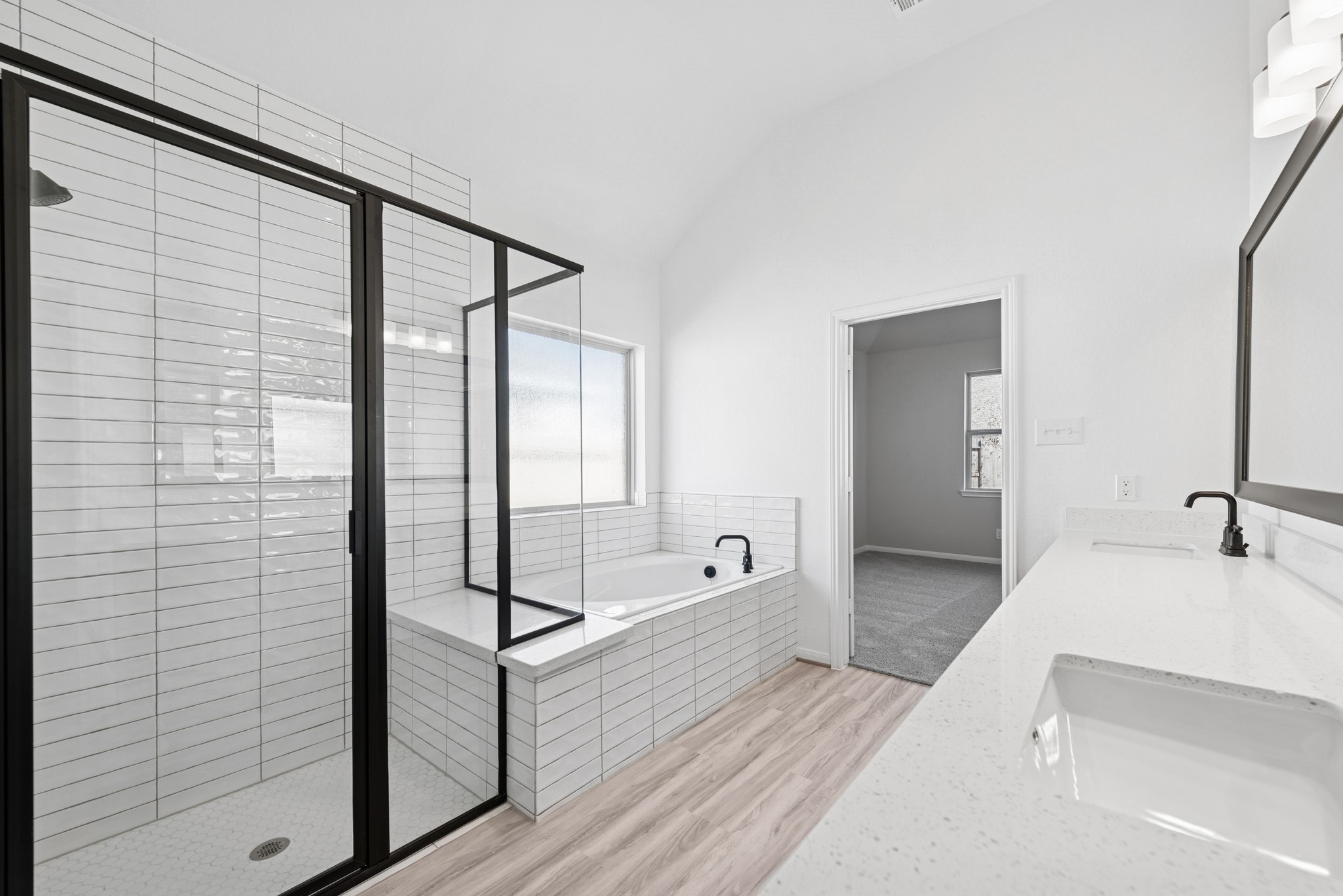 32402 Magnolia Glen Lane Property Photo 11