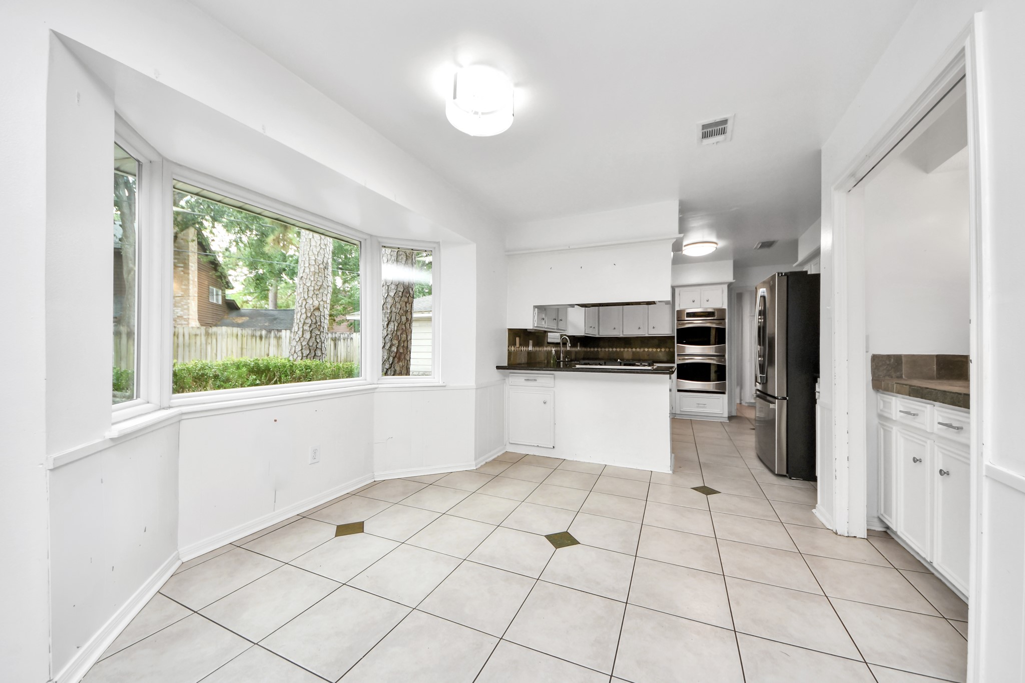 5807 Foresthaven Drive Property Photo 10