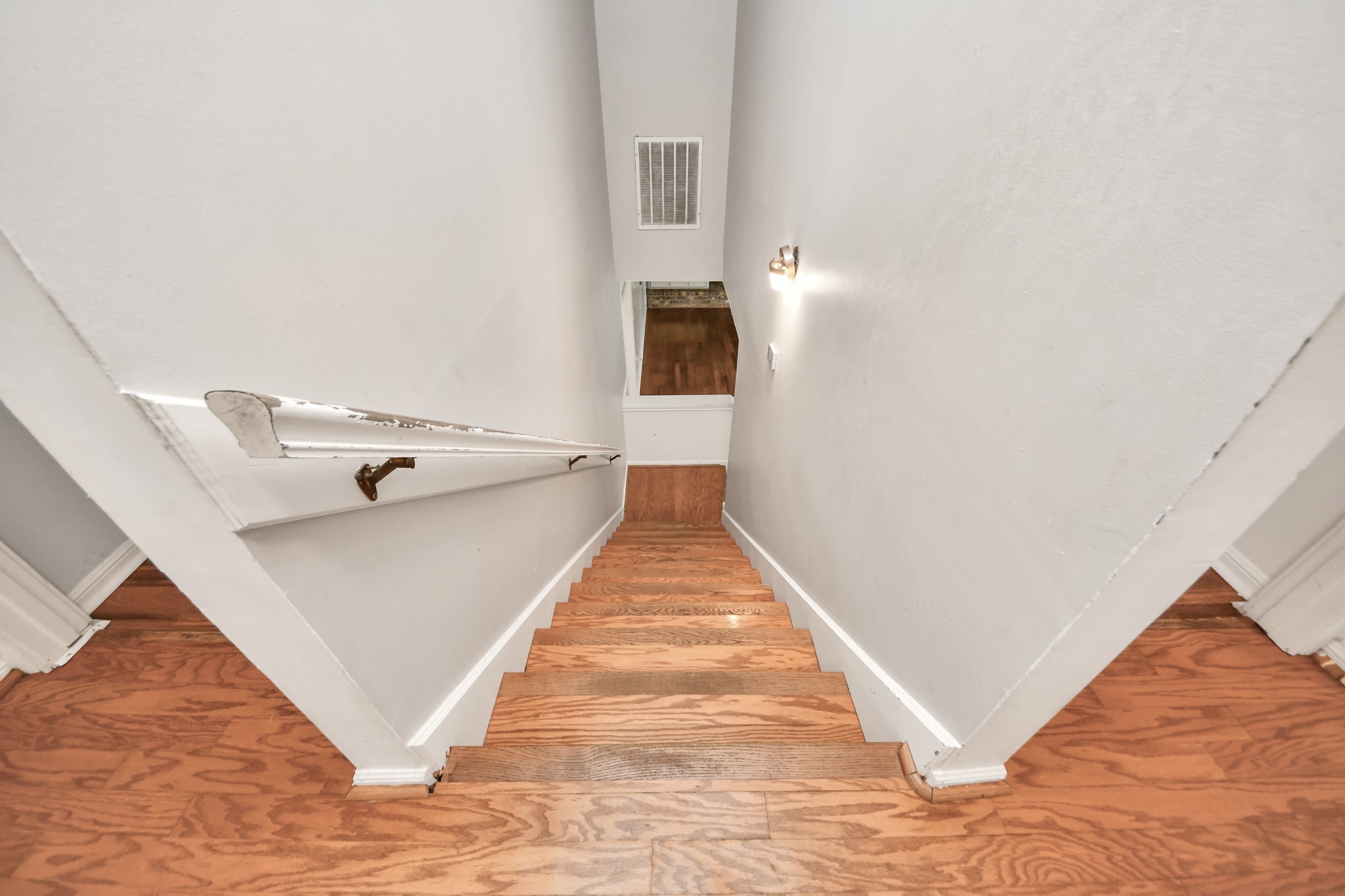 5807 Foresthaven Drive Property Photo 23
