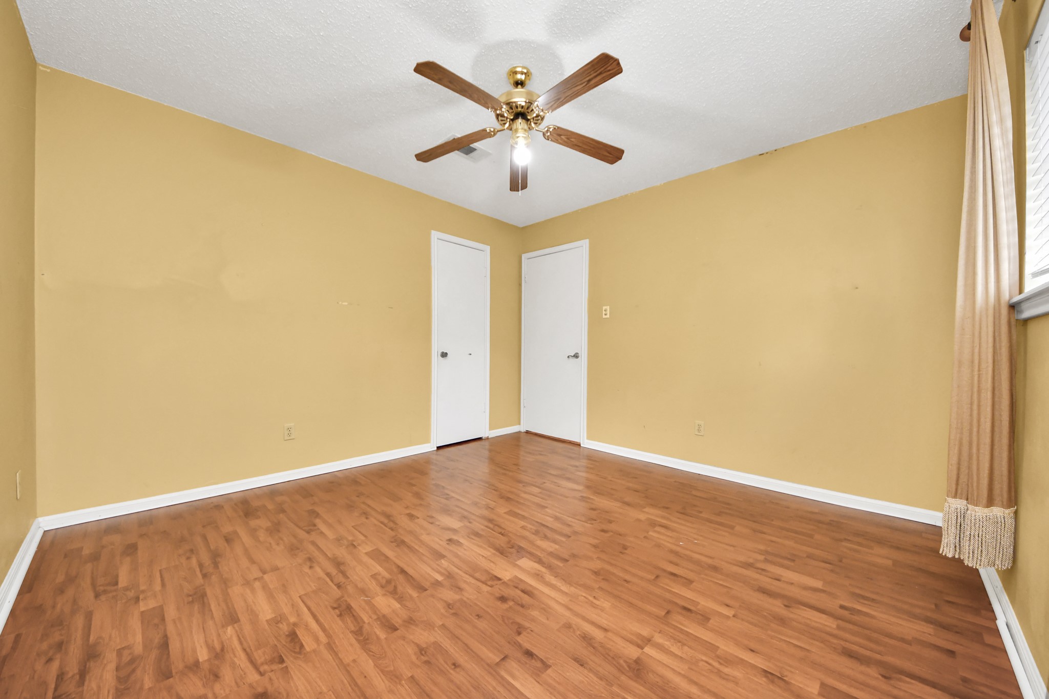 5807 Foresthaven Drive Property Photo 28