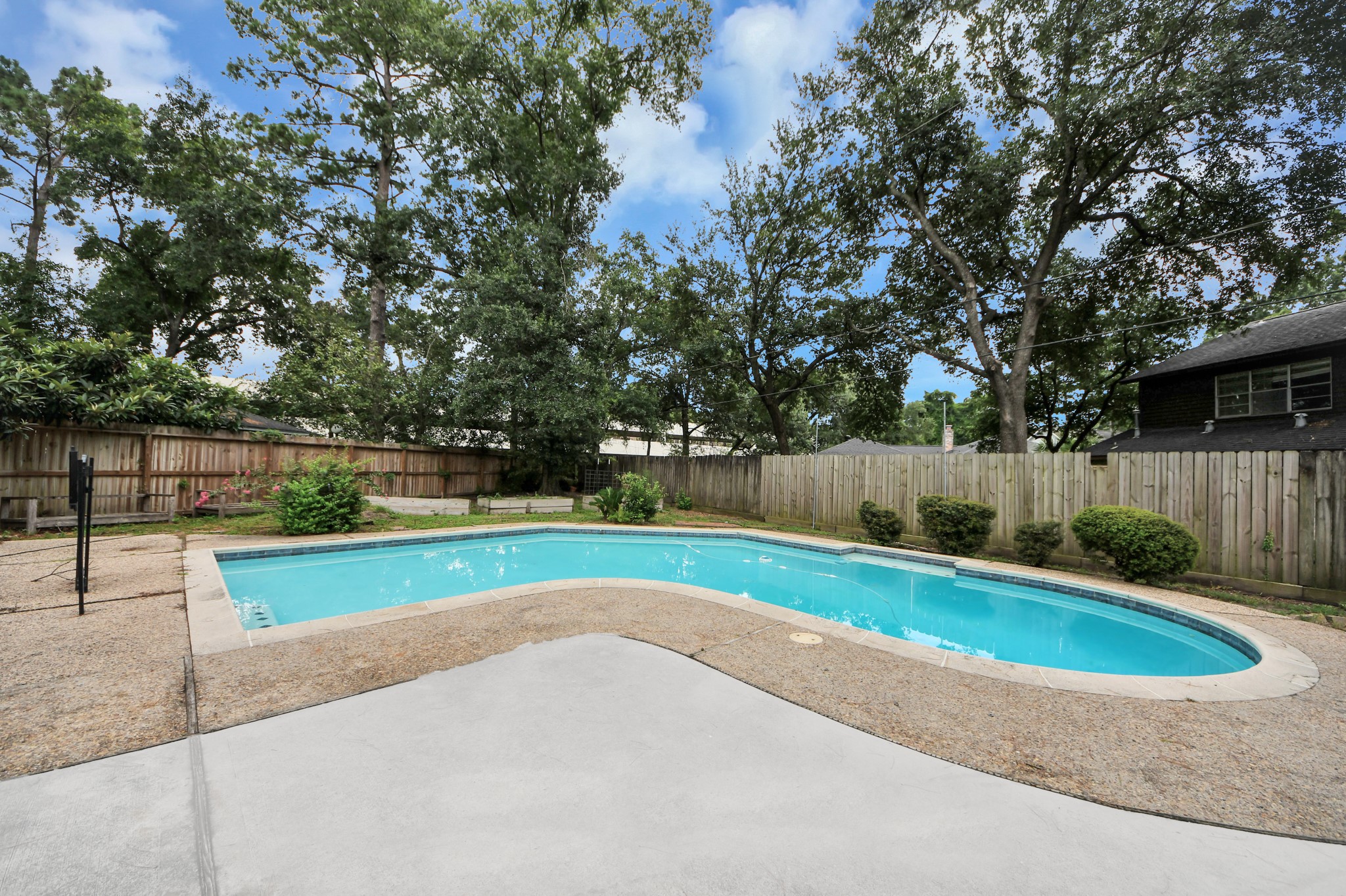 5807 Foresthaven Drive Property Photo 38