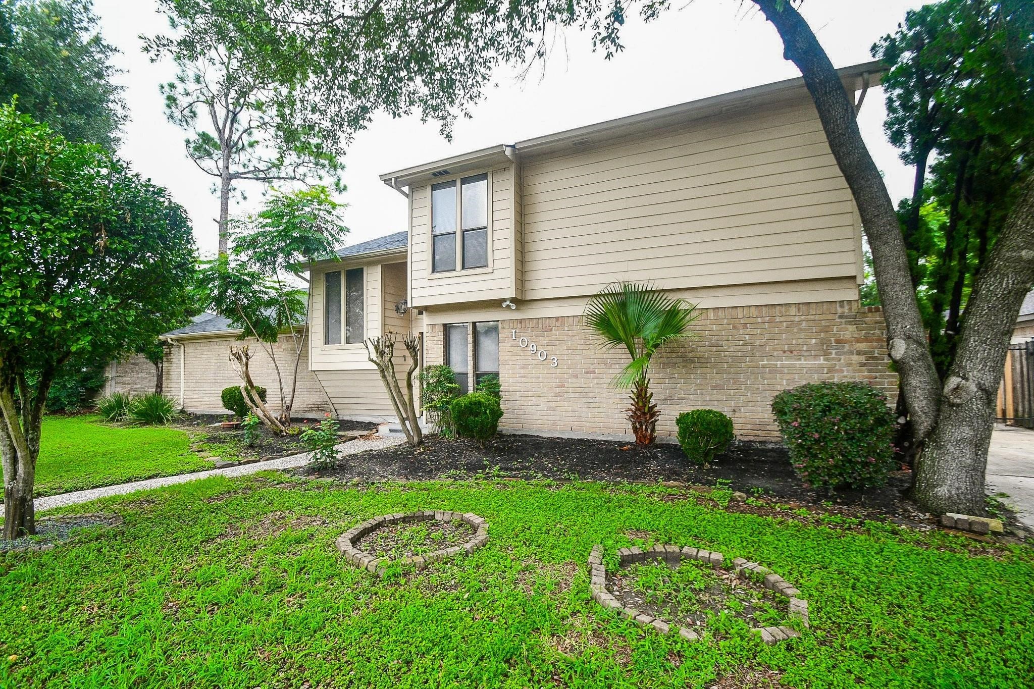 10903 Shawnbrook Drive Property Photo 3
