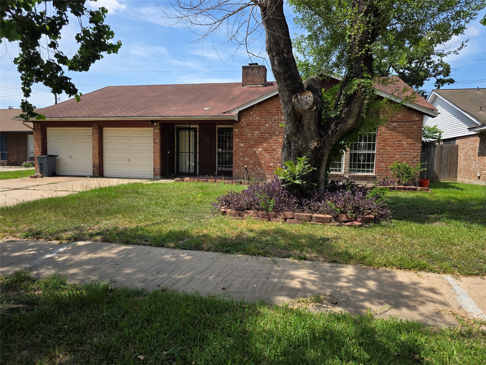 6606 Northleaf Drive Property Photo 1