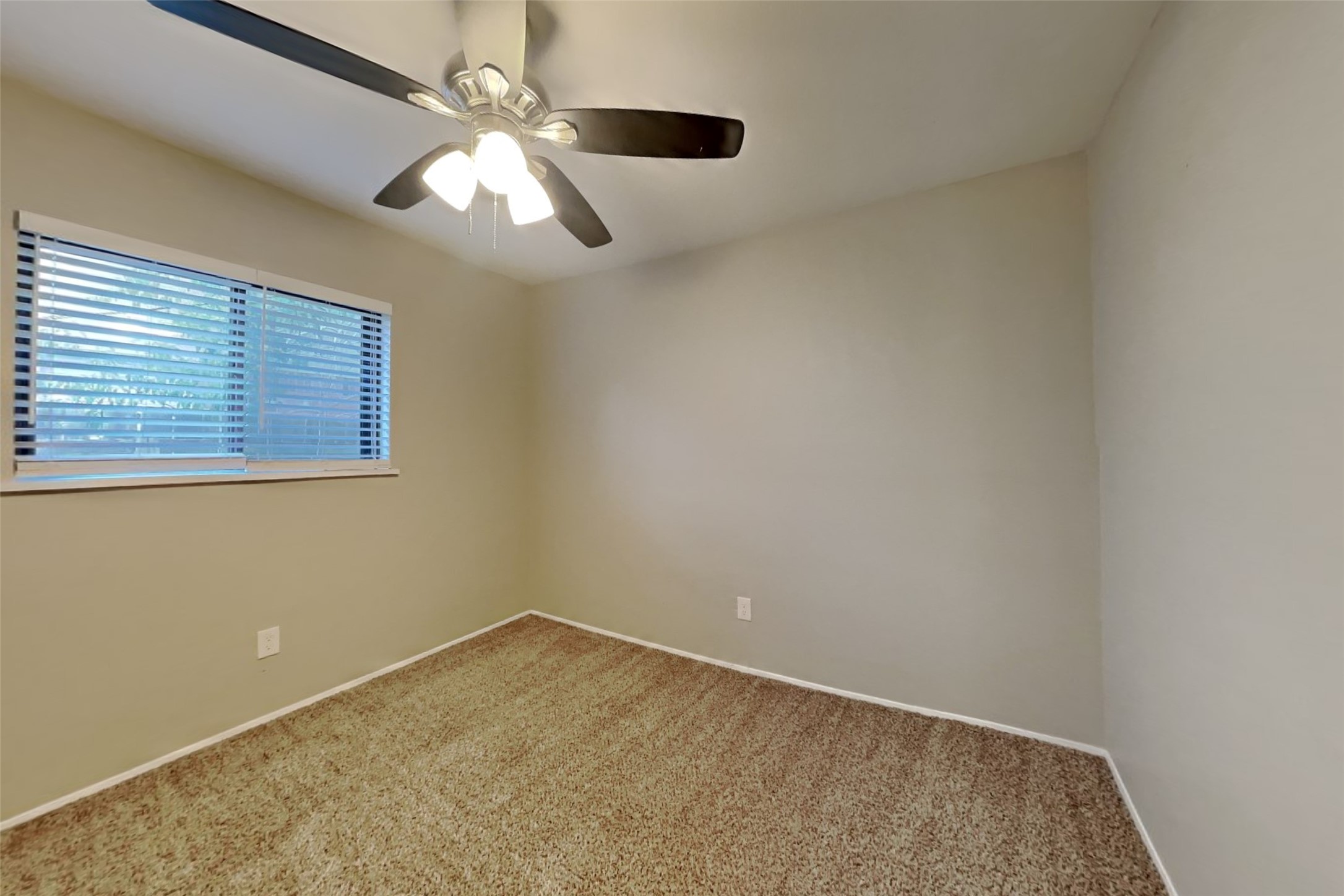 5119 Cairnleigh Drive Property Photo 15