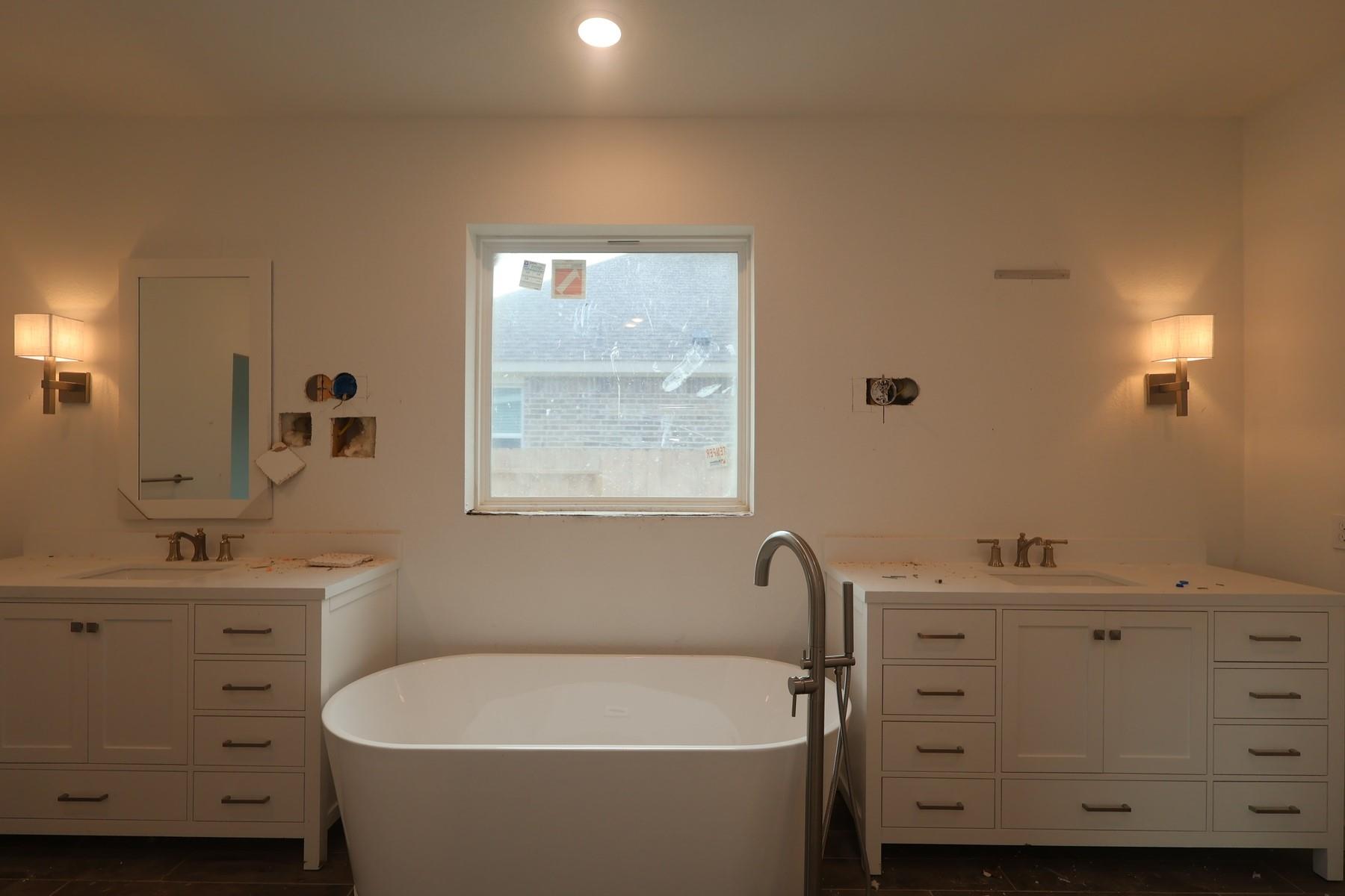 11714 Old Fashion Circle, Mont Belvieu Tx 77535 Property Photo 8