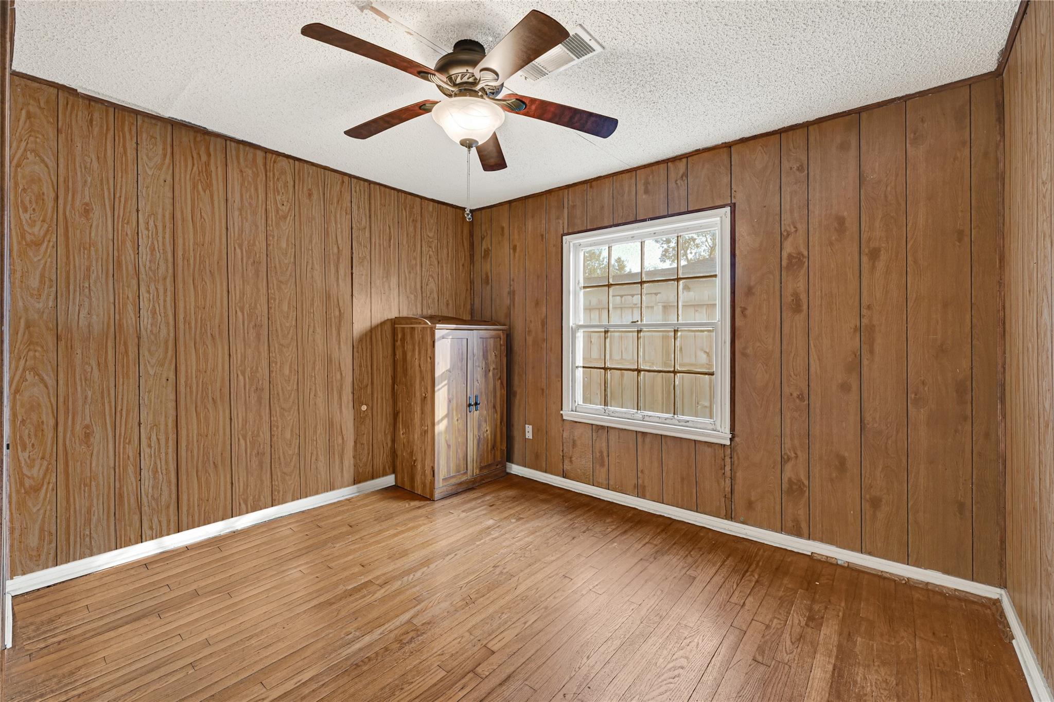 7659 Greenstone Street, Houston Tx 77087 Property Photo 10