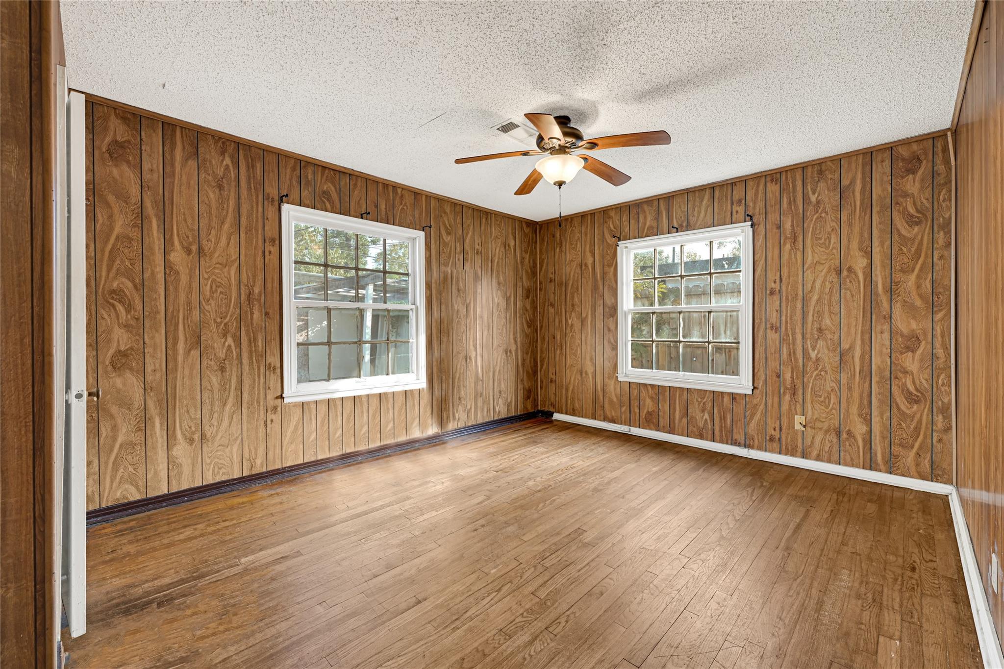 7659 Greenstone Street, Houston Tx 77087 Property Photo 12