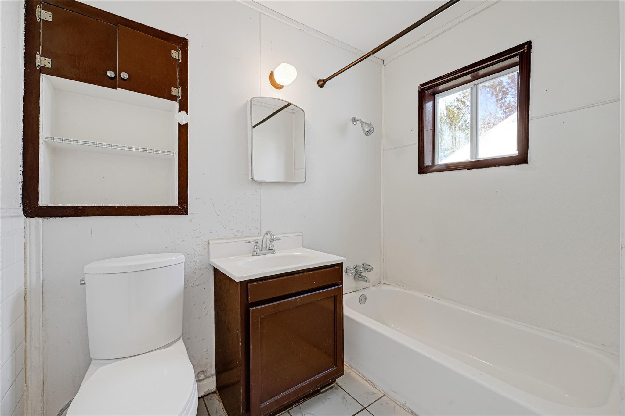 7659 Greenstone Street, Houston Tx 77087 Property Photo 13