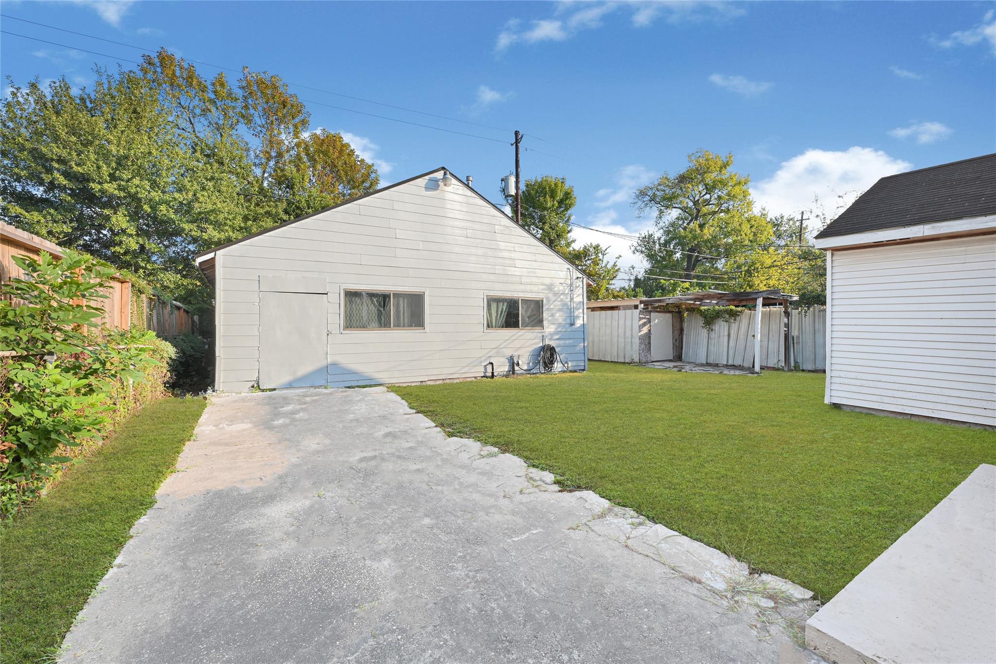 7659 Greenstone Street, Houston Tx 77087 Property Photo 14