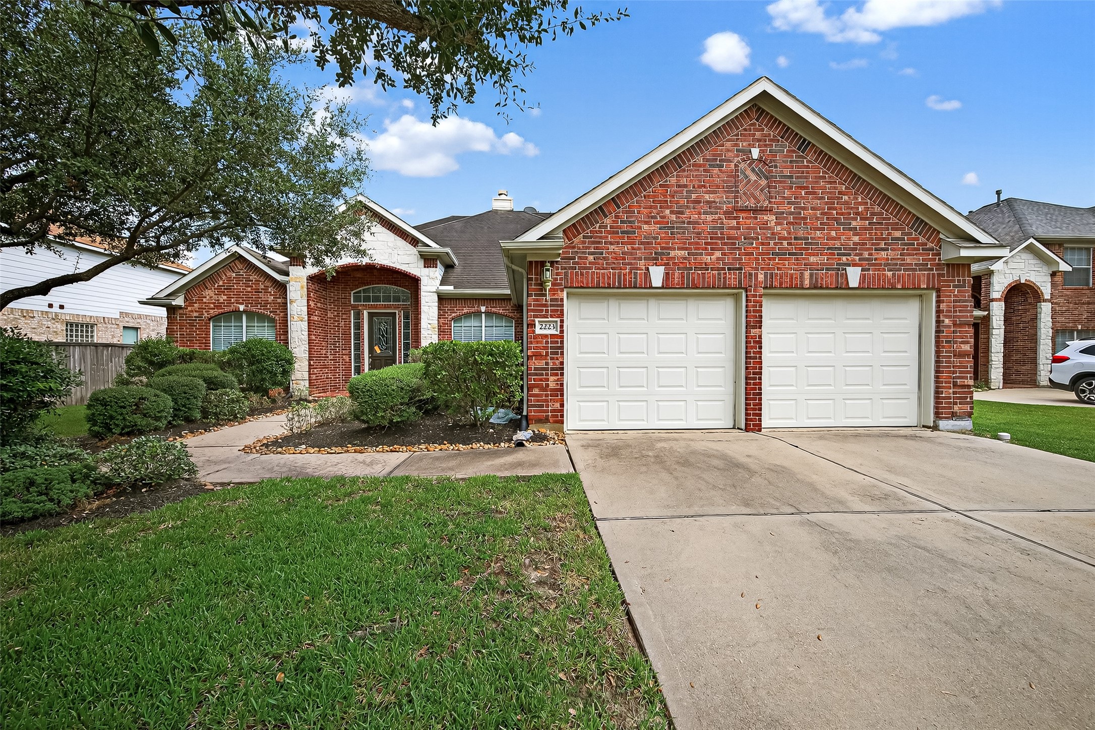 2223 Fern Mist Lane Property Photo 2