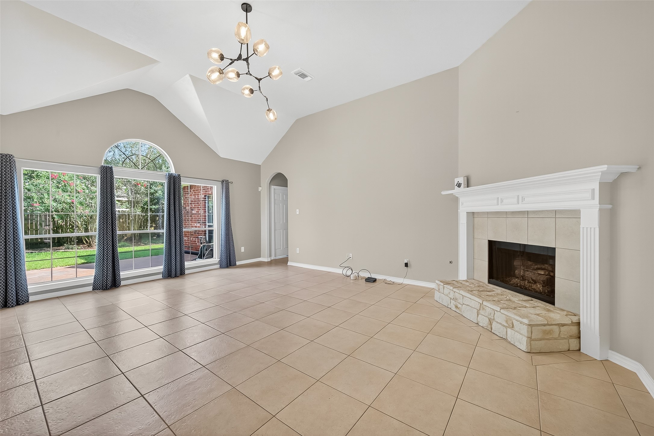 2223 Fern Mist Lane Property Photo 13