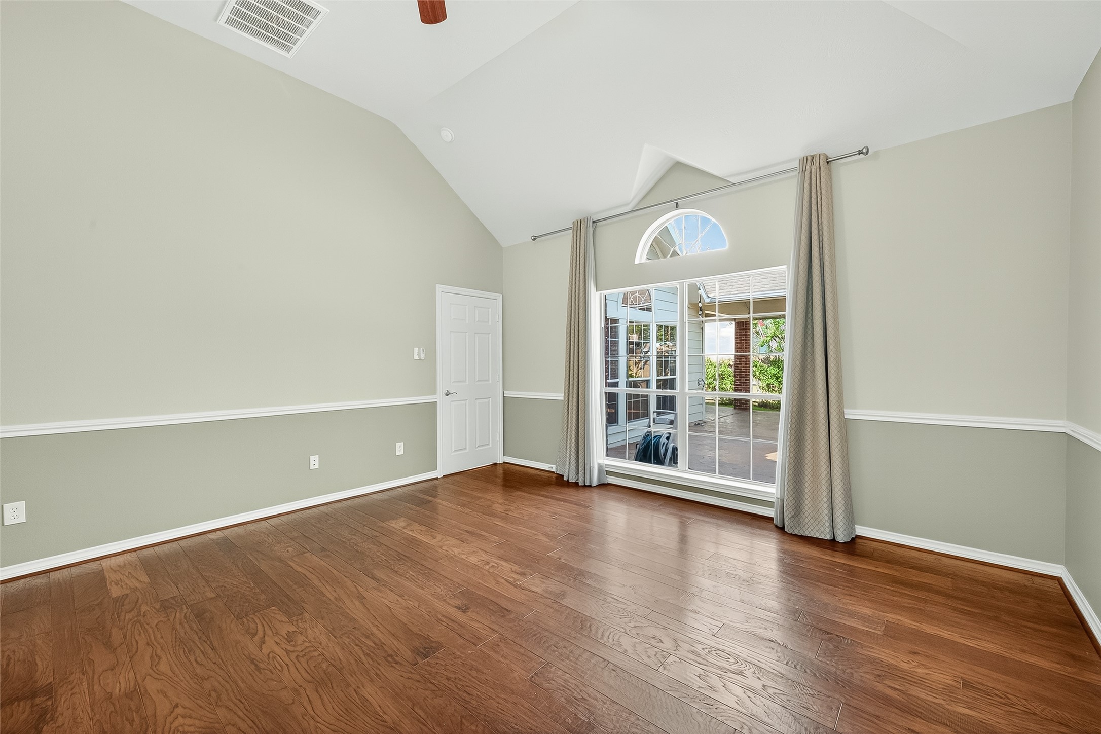 2223 Fern Mist Lane Property Photo 27