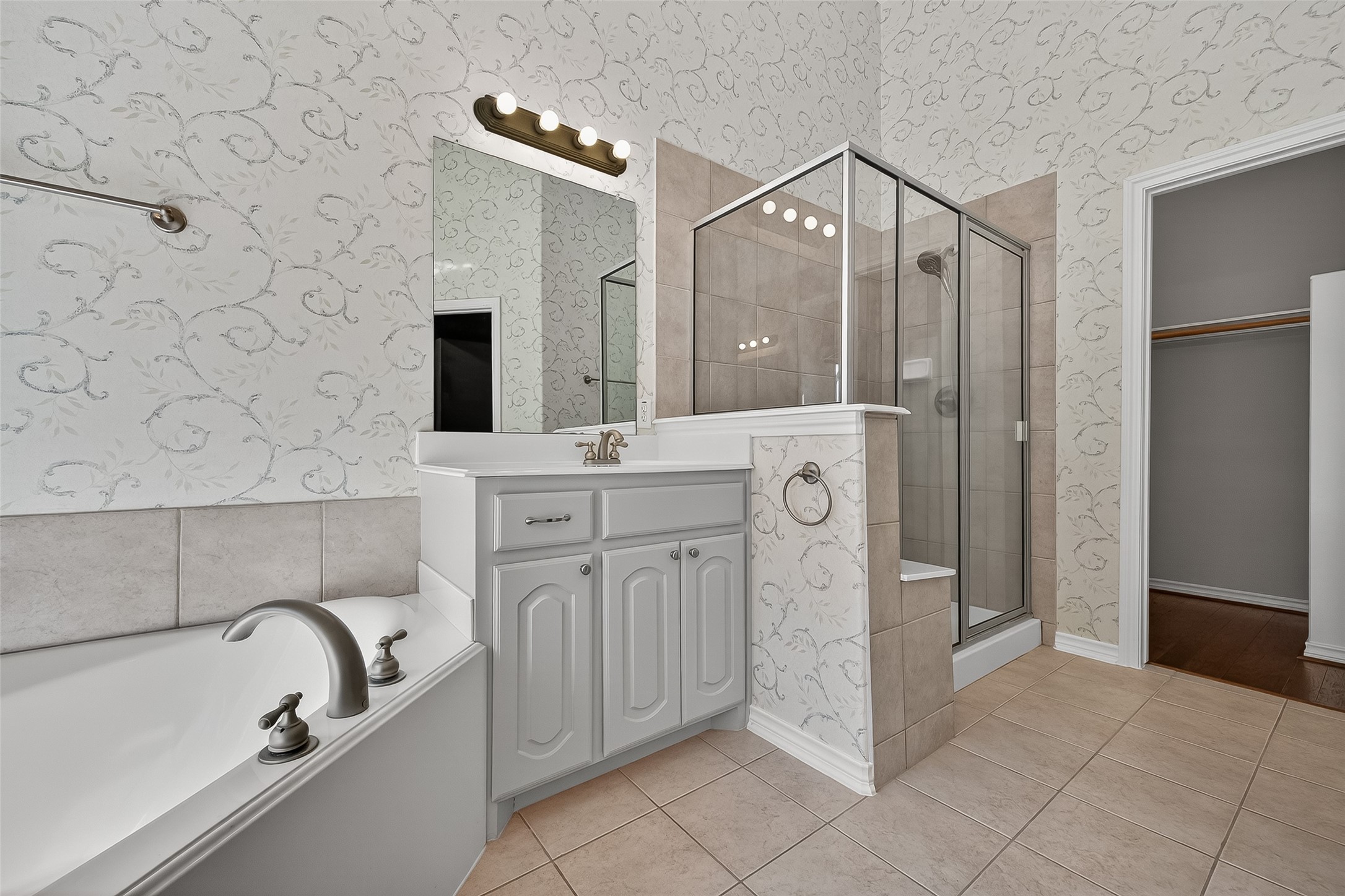 2223 Fern Mist Lane Property Photo 32