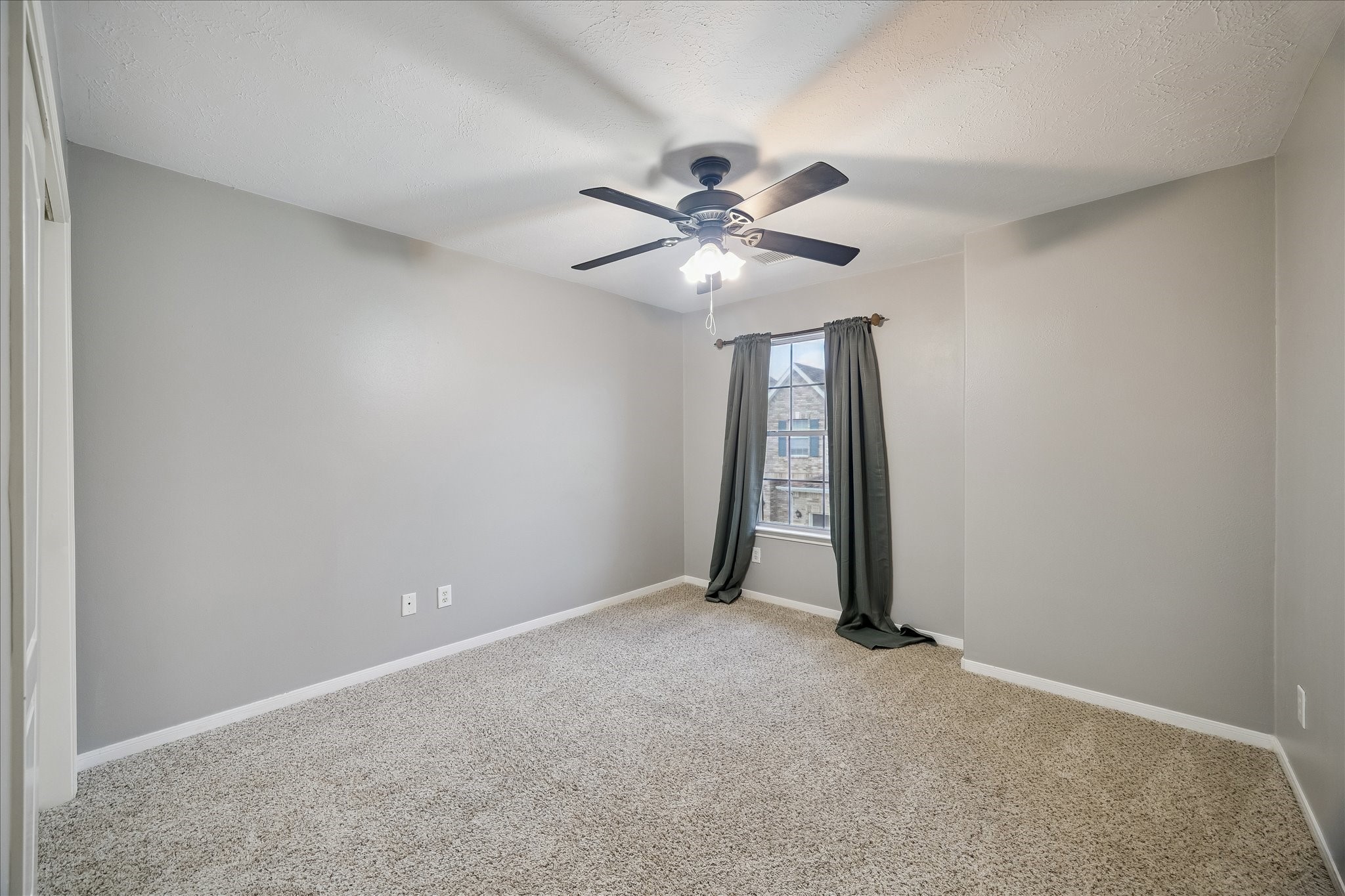7403 Hollister Ridge Property Photo 11