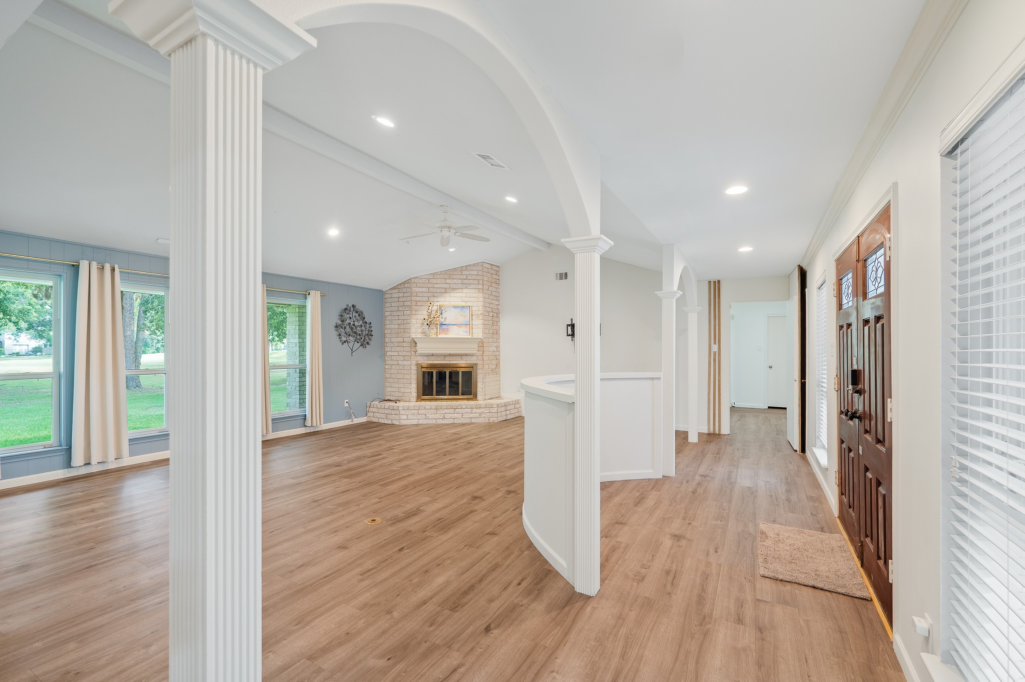 3423 Crow Valley Drive Property Photo 6