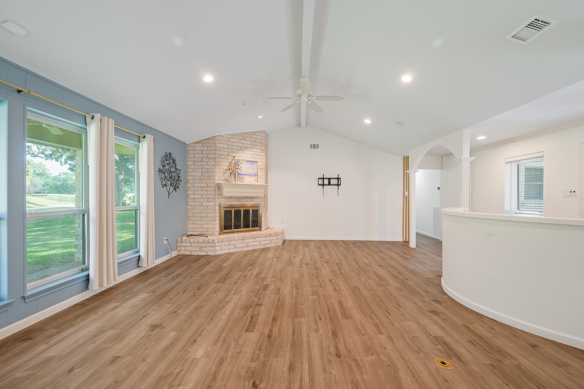 3423 Crow Valley Drive Property Photo 8