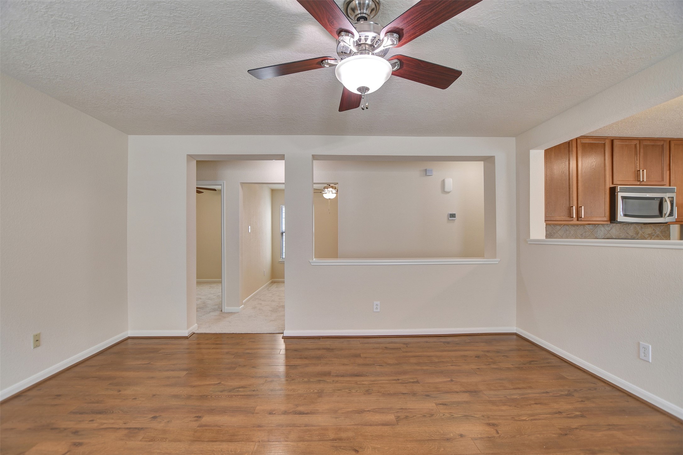 3131 Beacon Grove Street Property Photo 9