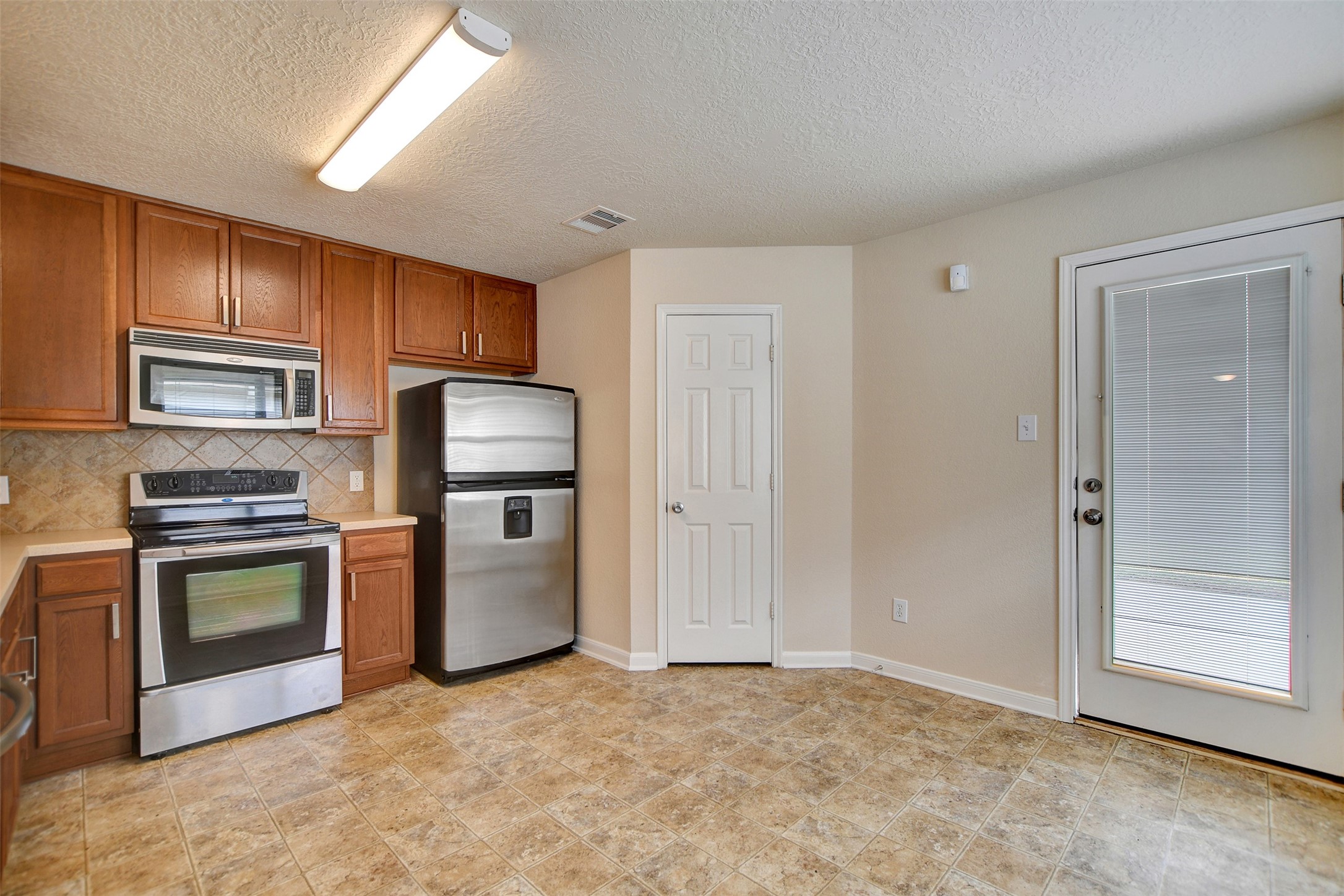 3131 Beacon Grove Street Property Photo 11
