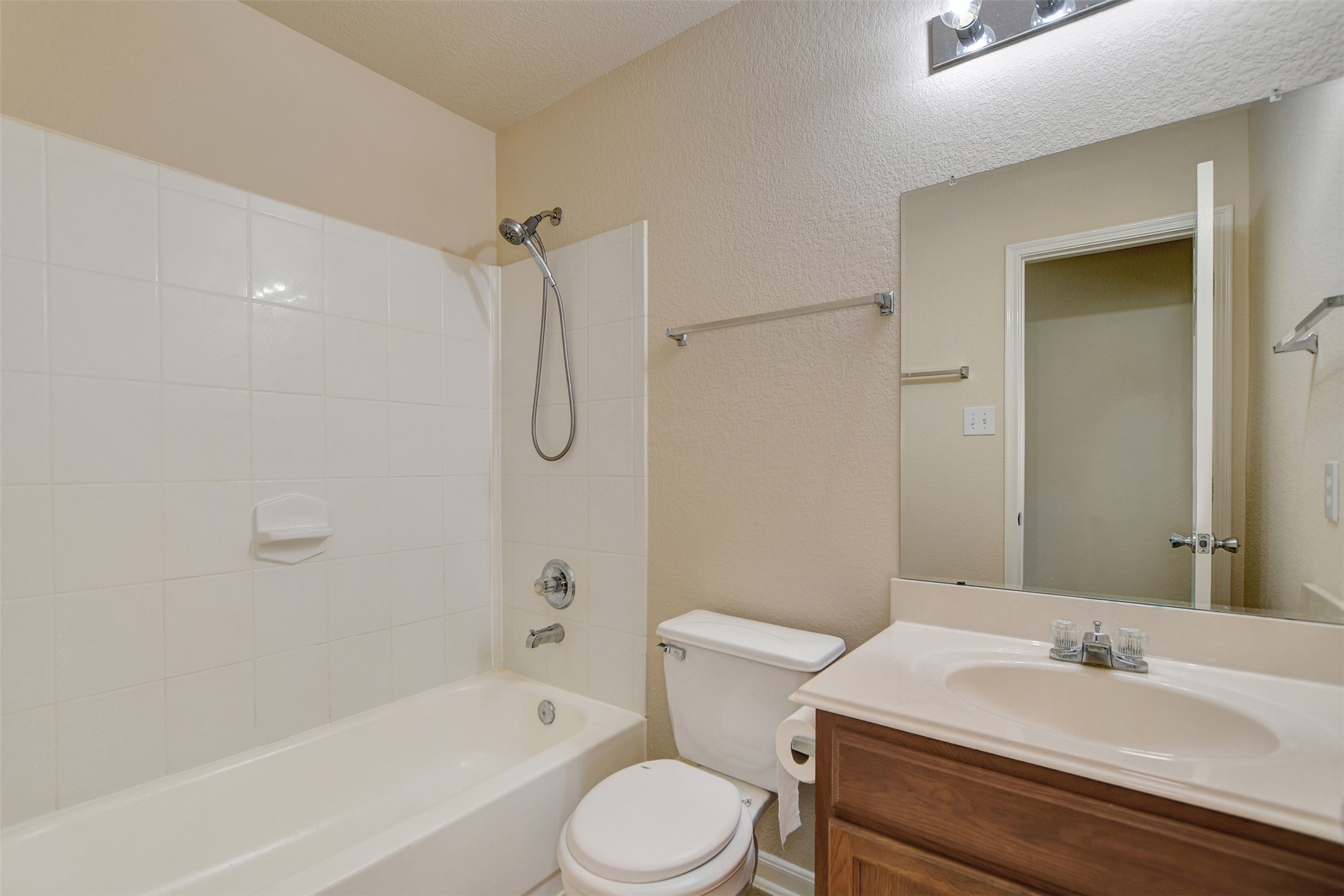 3131 Beacon Grove Street Property Photo 27