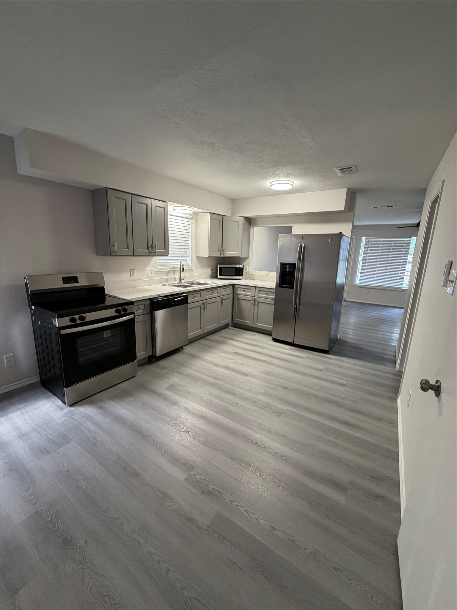 6618 Mccullum Road Property Photo 2