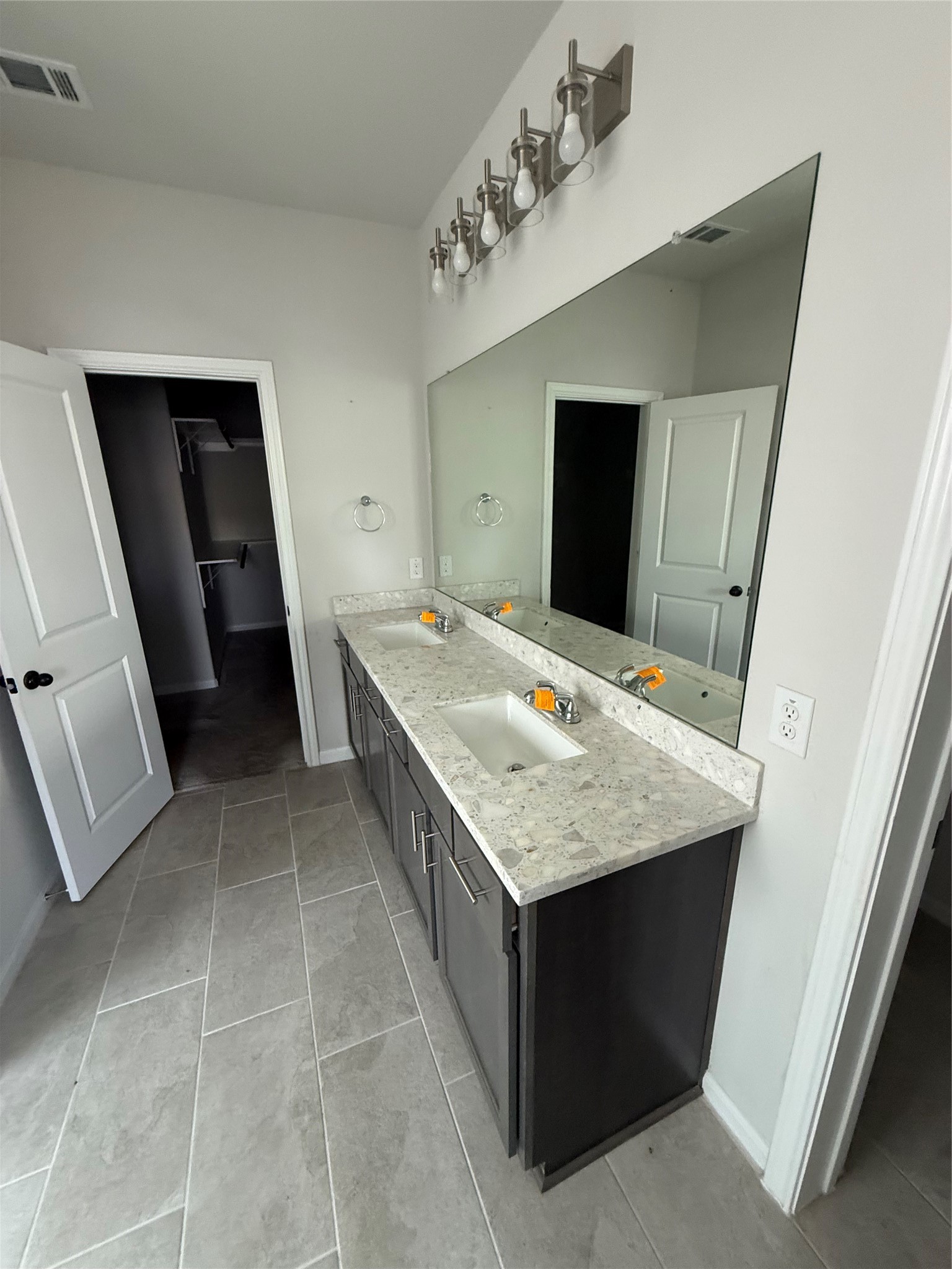 414 Alex Arbor Way Property Photo 16
