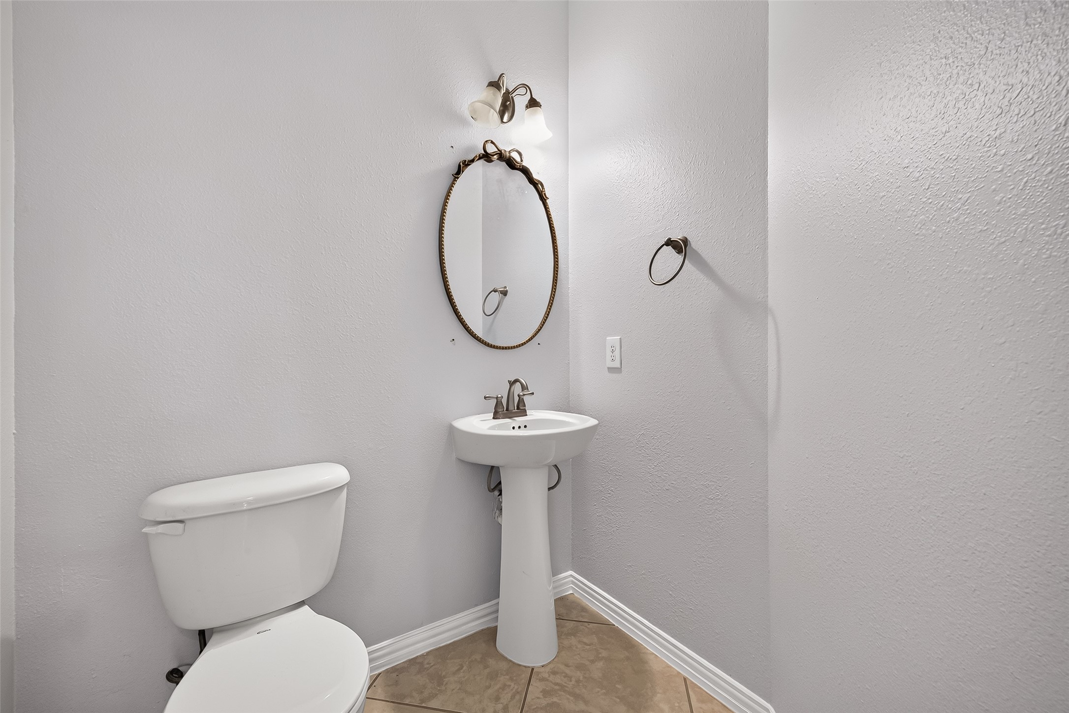 6323 Falling Briar Lane Property Photo 25