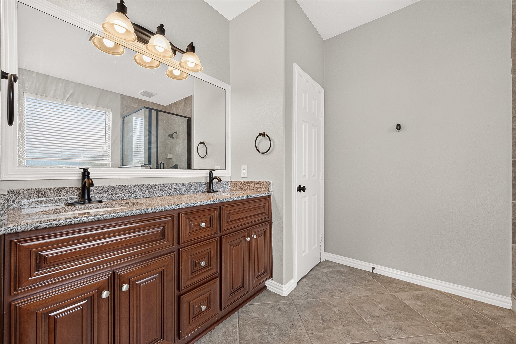 6323 Falling Briar Lane Property Photo 30