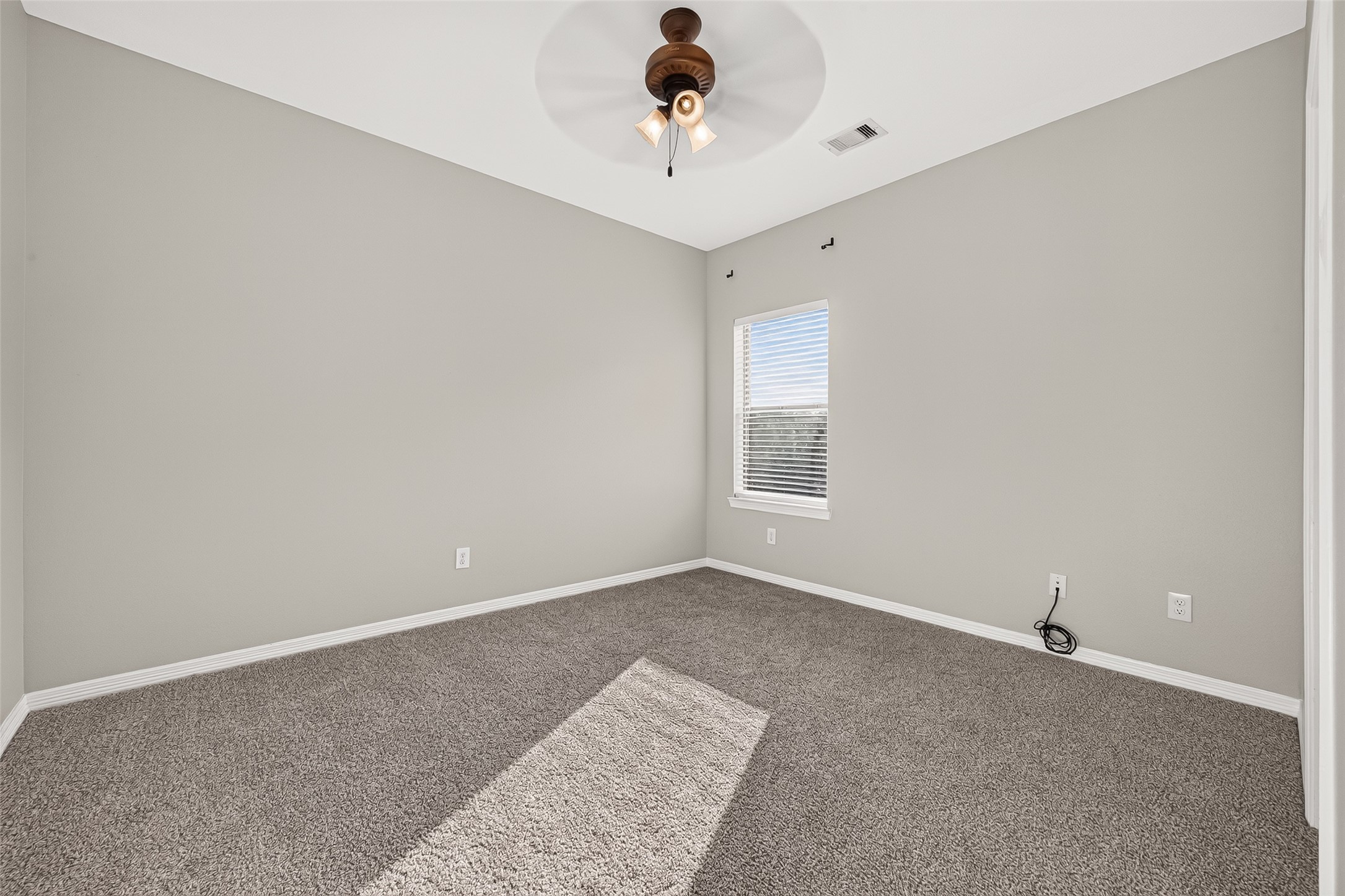 6323 Falling Briar Lane Property Photo 34