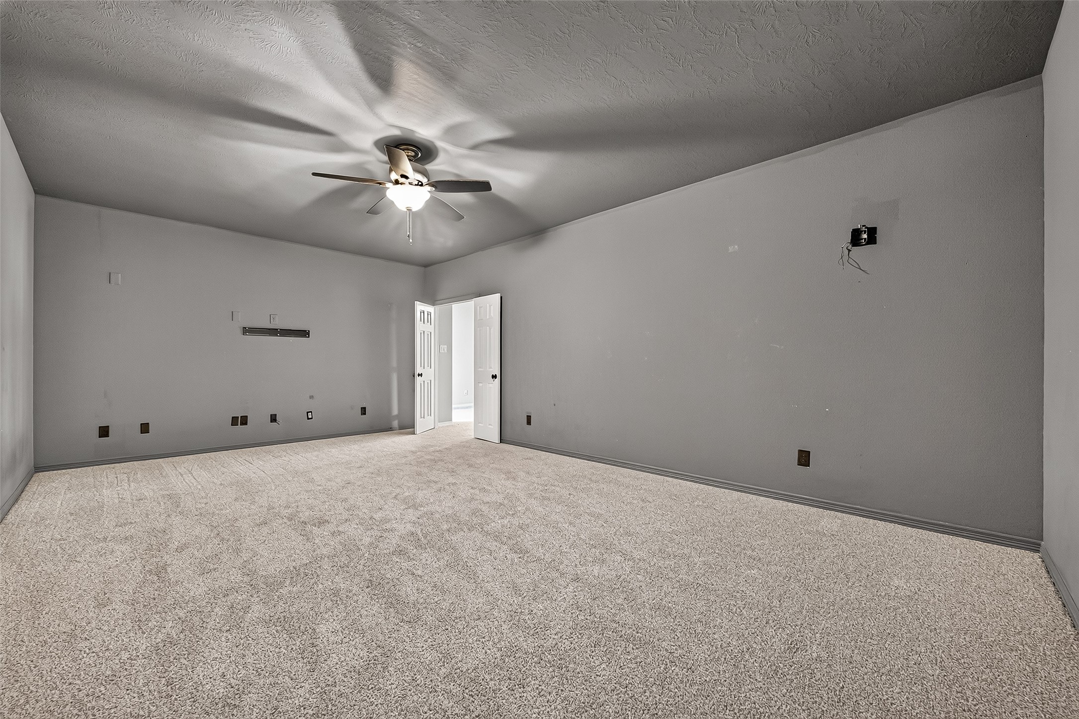 6323 Falling Briar Lane Property Photo 40